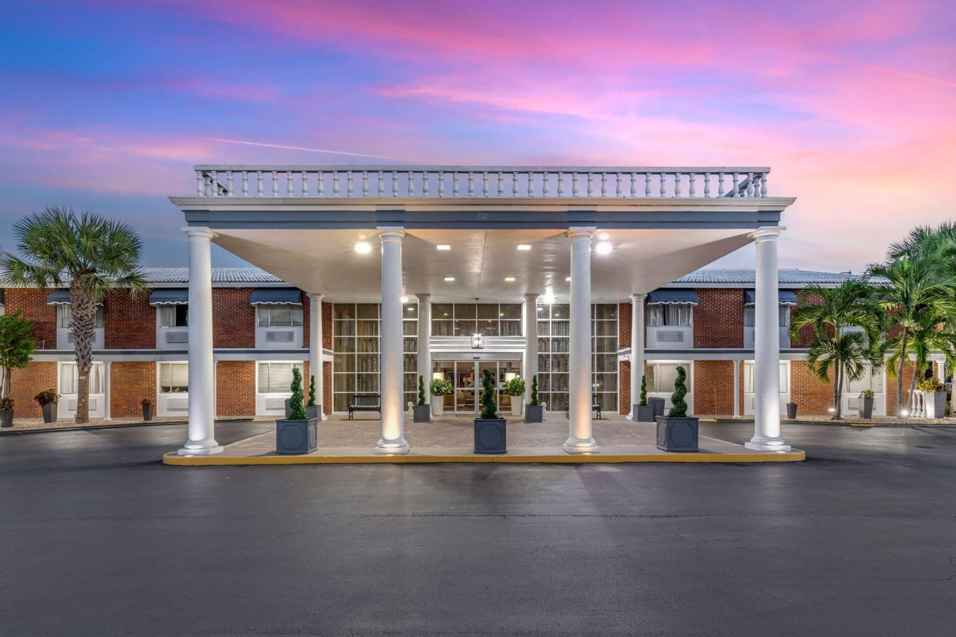 Best Western Palm Beach Lakes — hotel in Palm Beach, Florida