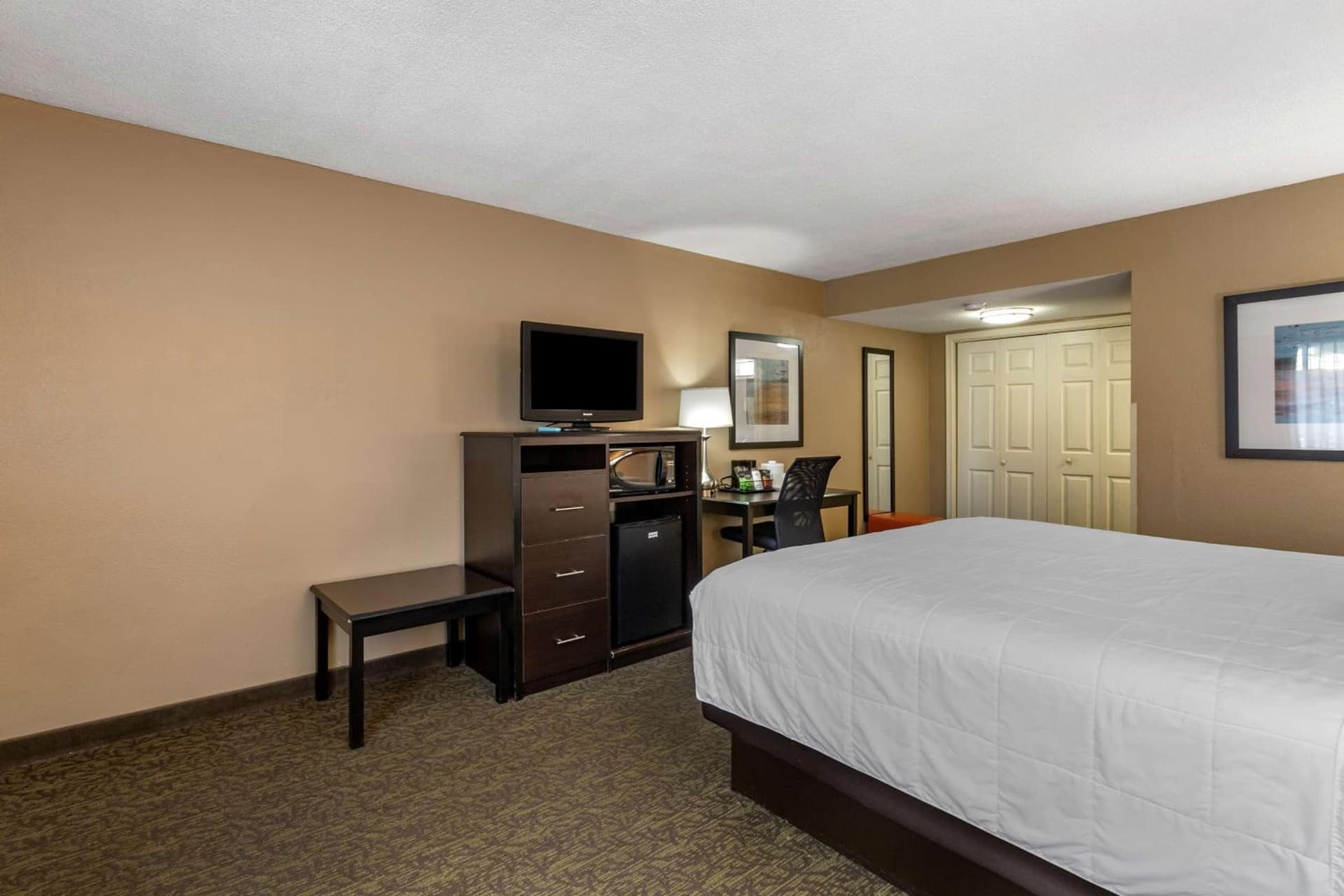 Best Western Palm Beach Lakes gallery photo in West Palm Beach, FL — image 13