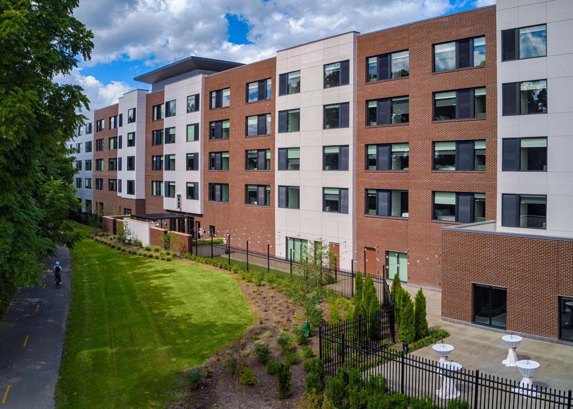 Hyatt House Columbus OSU Short North gallery photo in Columbus, OH — image 35