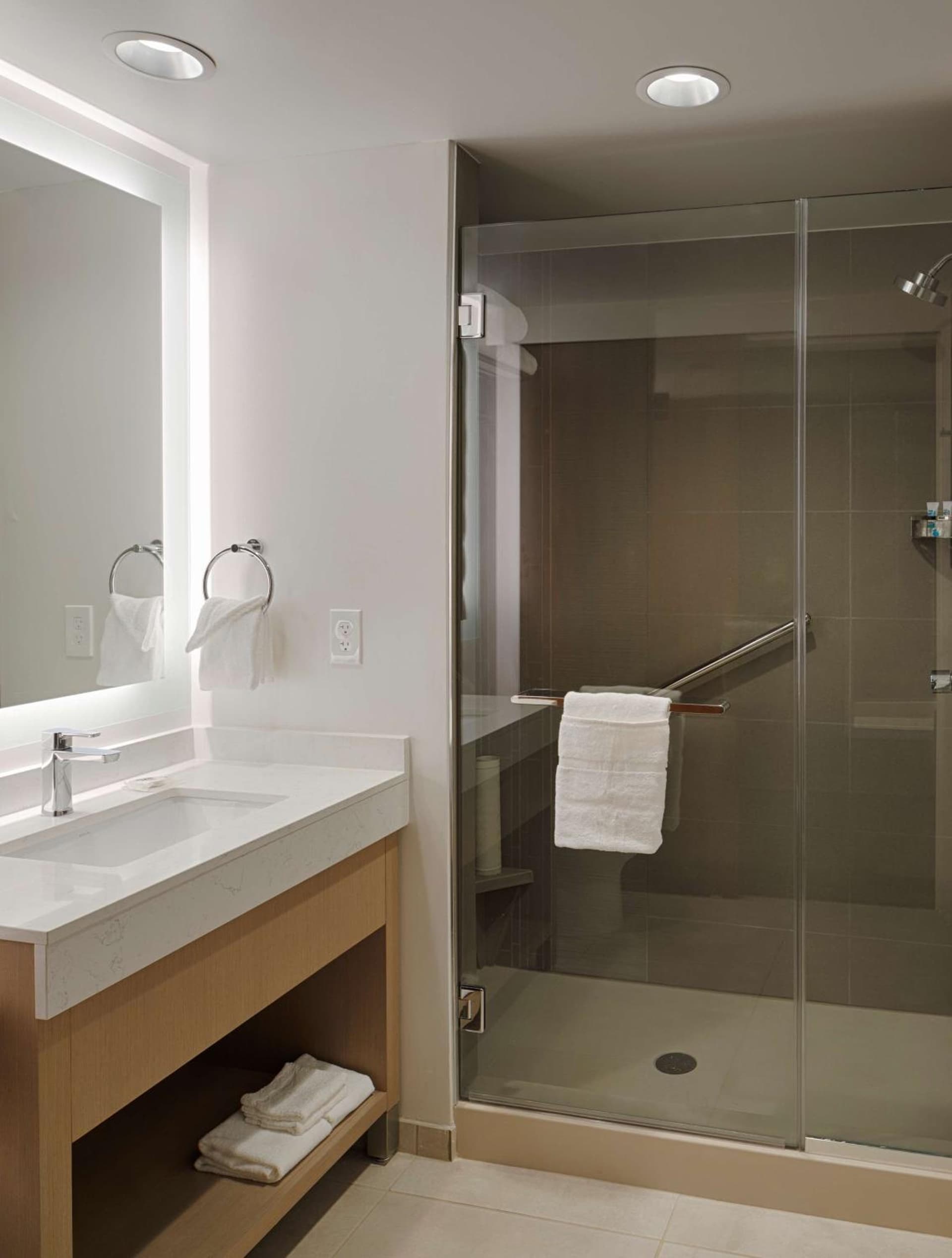 Hyatt House Columbus OSU Short North gallery photo in Columbus, OH — image 13