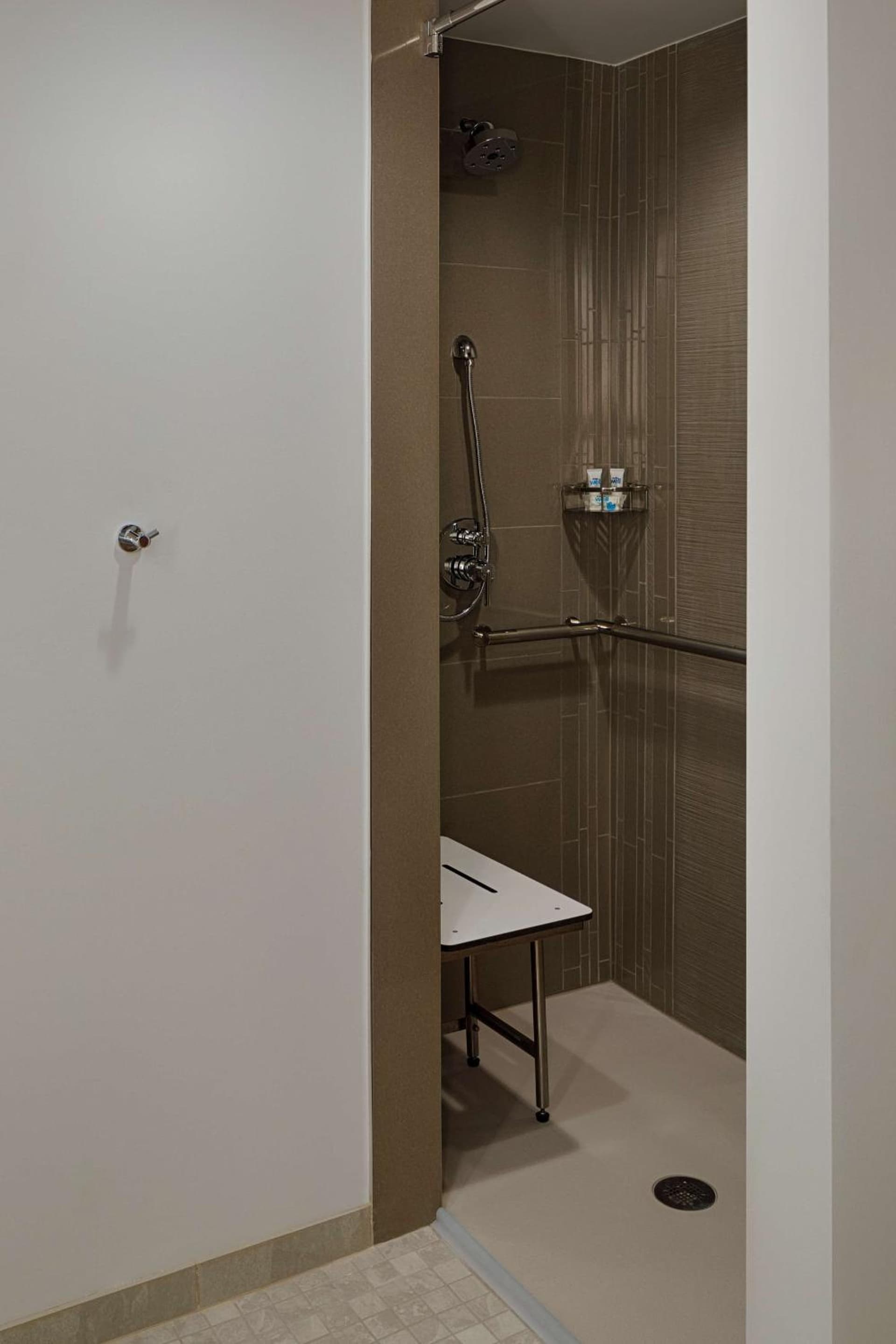 Hyatt House Columbus OSU Short North gallery photo in Columbus, OH — image 17