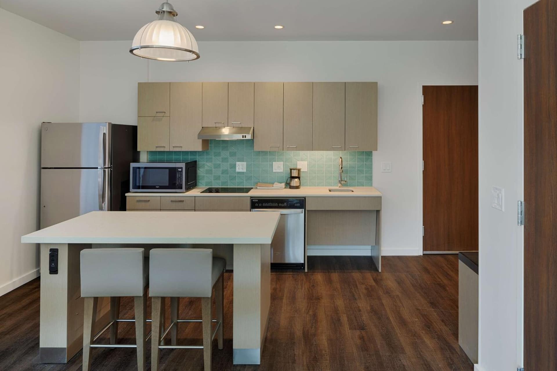 Hyatt House Columbus OSU Short North property views in Columbus, OH — gallery photo 3