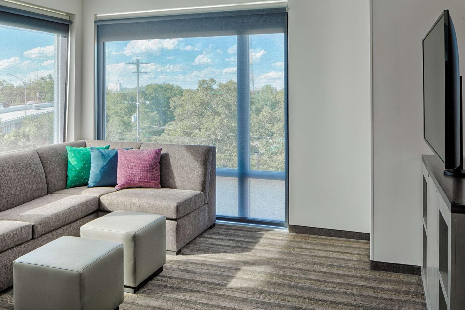 Hyatt House Columbus OSU Short North gallery photo in Columbus, OH — image 89