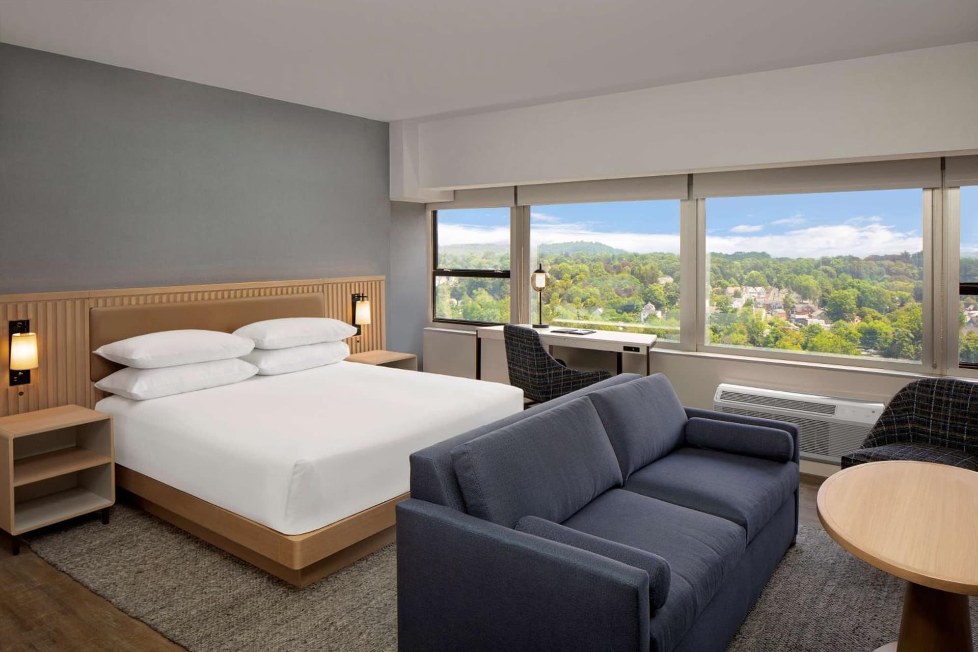Hyatt Regency Morristown interior in Morristown, NJ — gallery photo 2