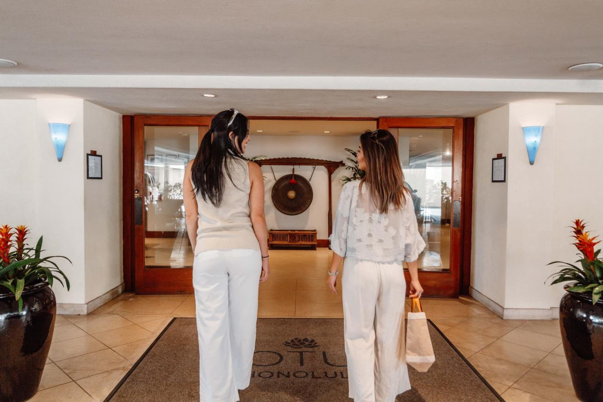 Lotus Honolulu at Diamond Head gallery photo in Honolulu, HI — image 22