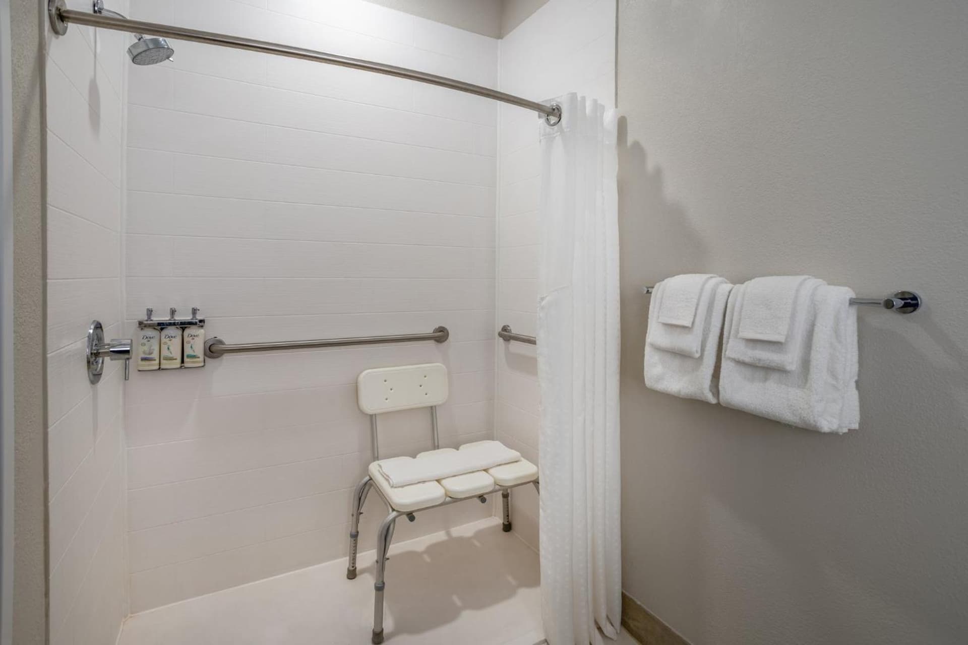Holiday Inn Express Hotel & Suites Salisbury - Delmar by IHG gallery photo in Delmar, MD — image 45