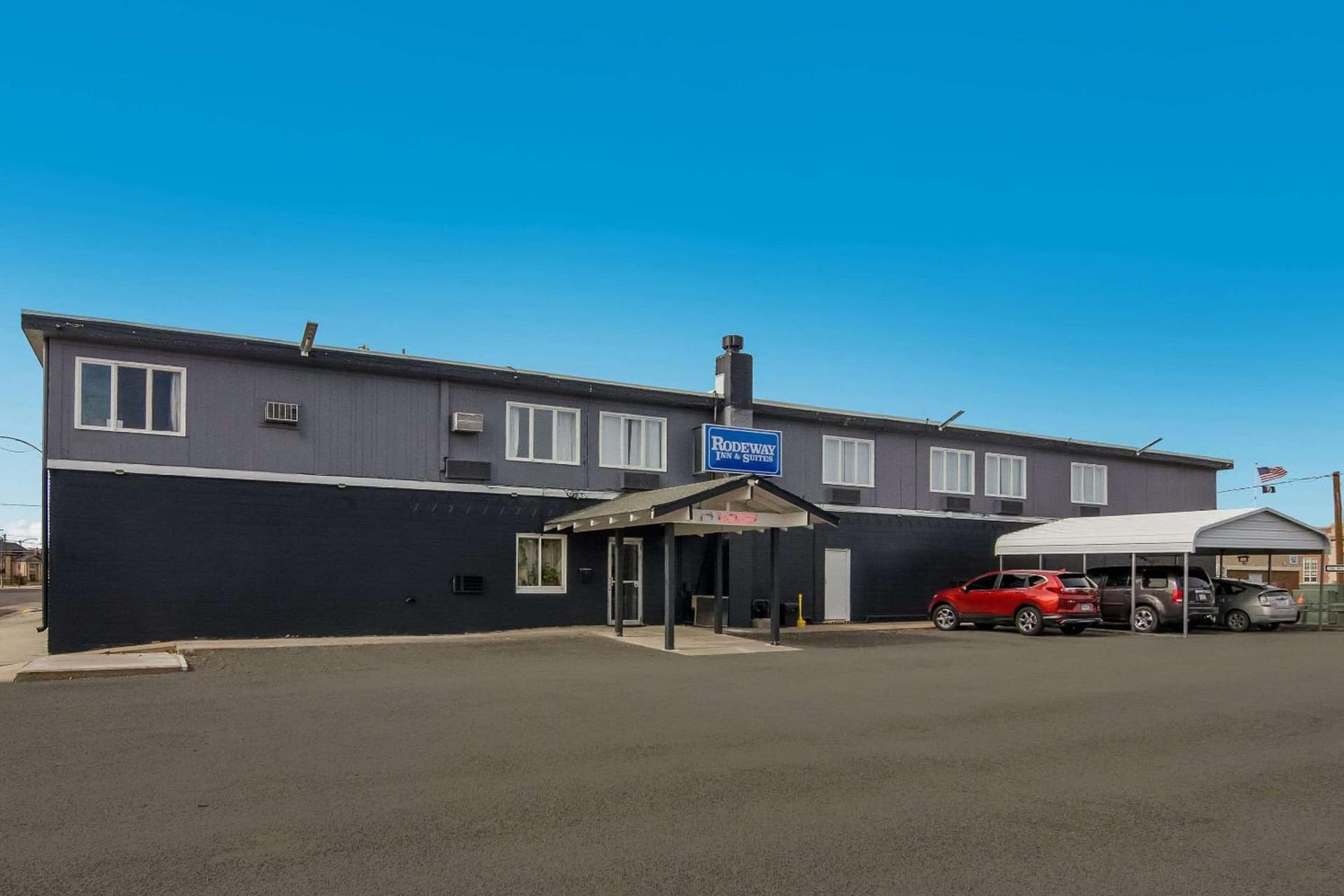 Rodeway Inn & Suites Sidney Historic Downtown I-80 — hotel in Sidney, Nebraska