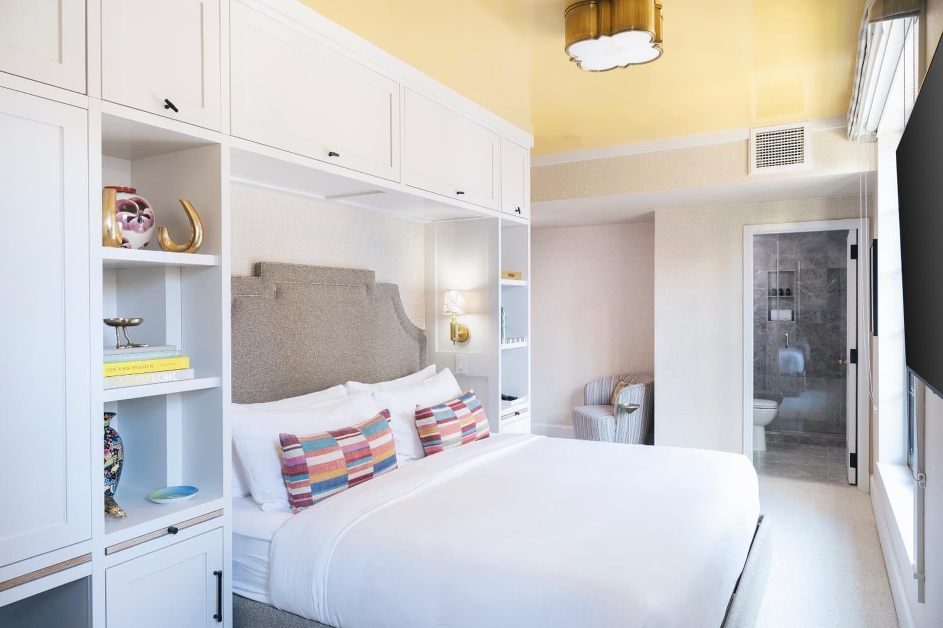 Beacon Hill Hotel property views in Boston, MA — gallery photo 3