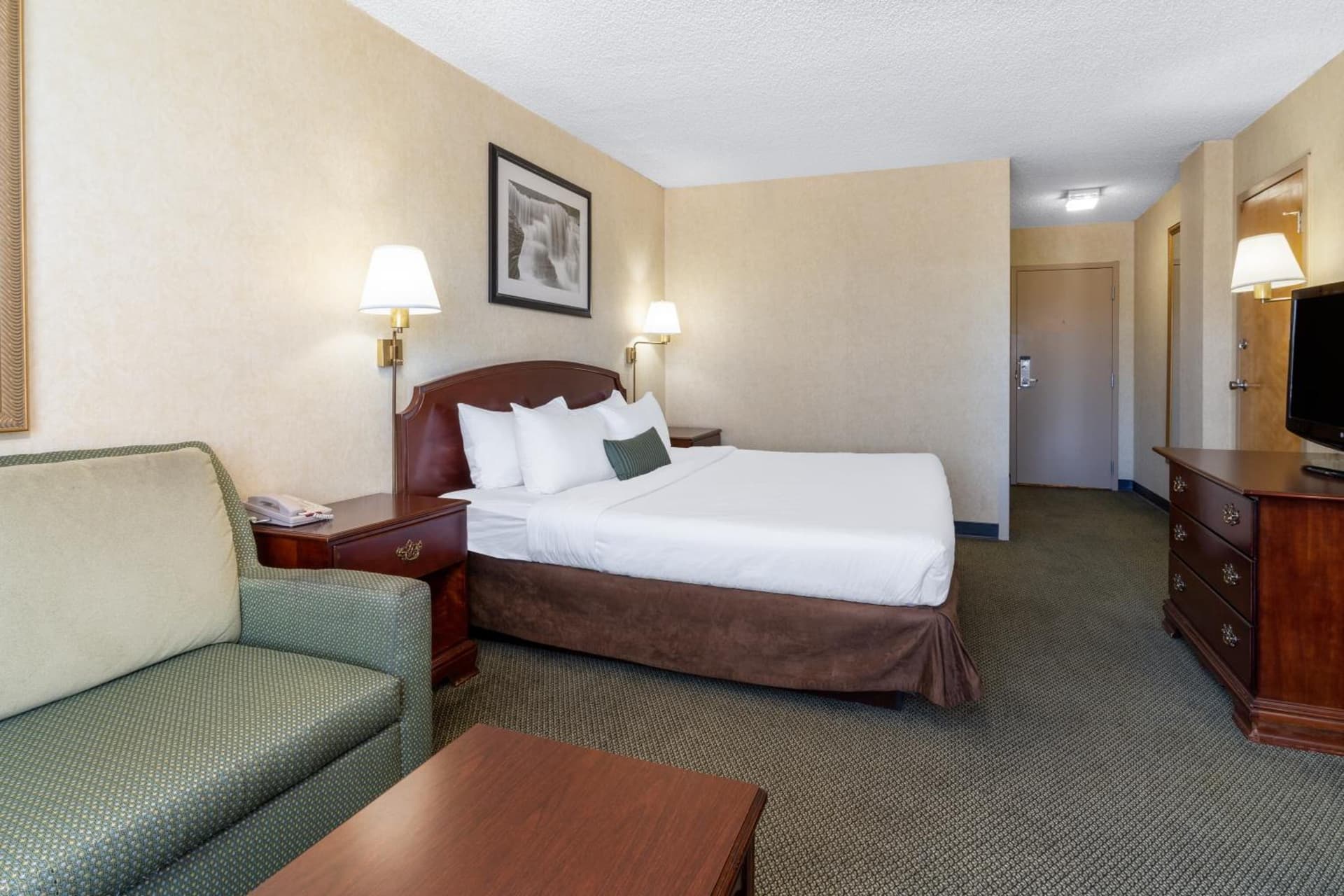 Ramada by Wyndham Reno Hotel & Casino gallery photo in Reno, NV — image 16