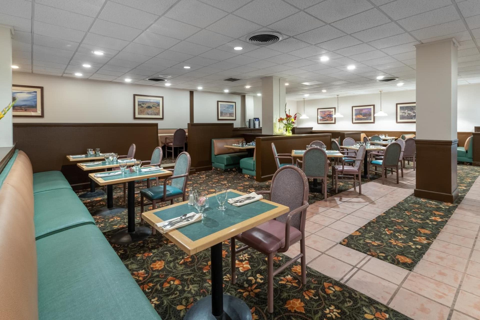 Ramada by Wyndham Reno Hotel & Casino gallery photo in Reno, NV — image 17
