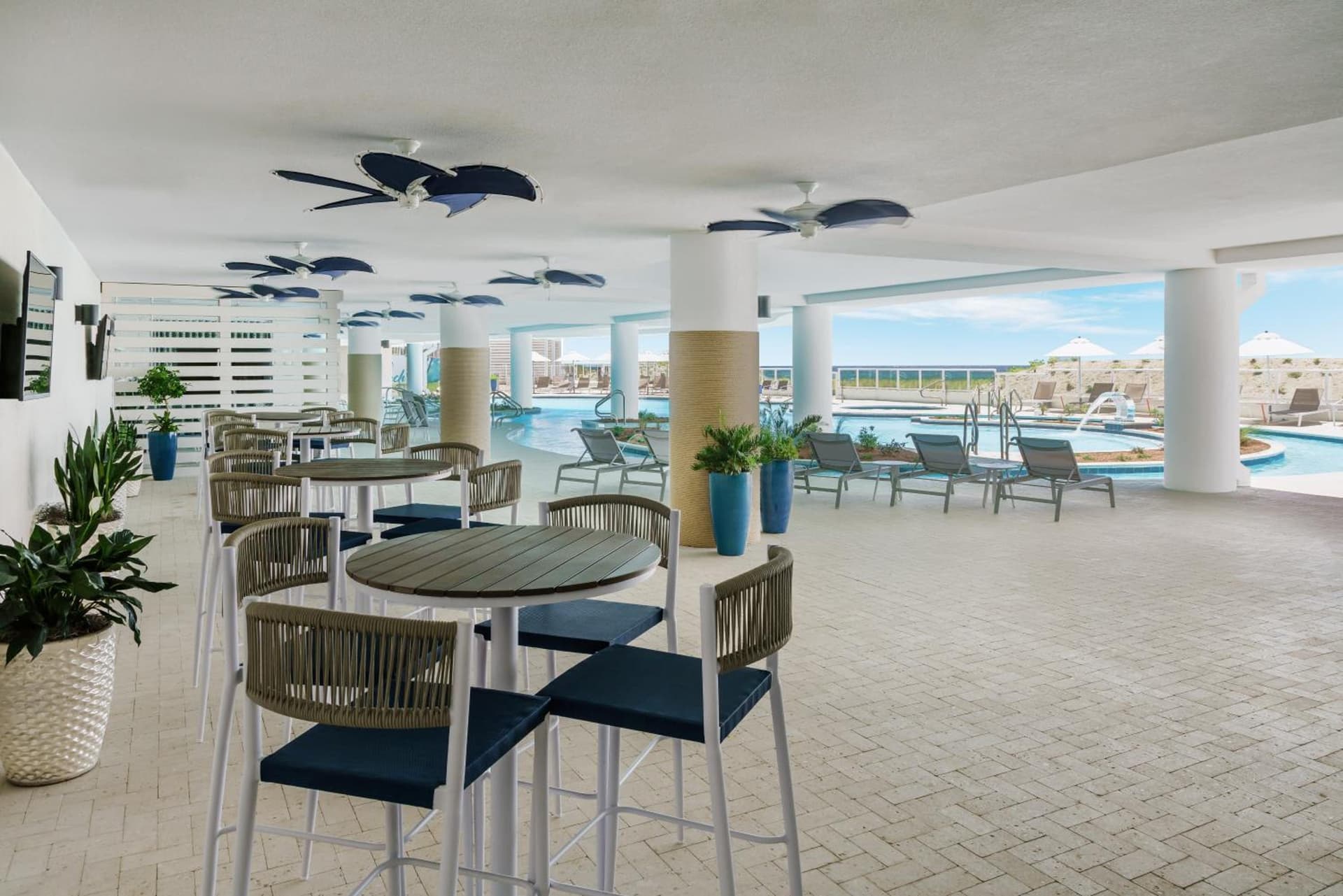 Hyatt Place Panama City Beach - Beachfront gallery photo in Panama City Beach, FL — image 17
