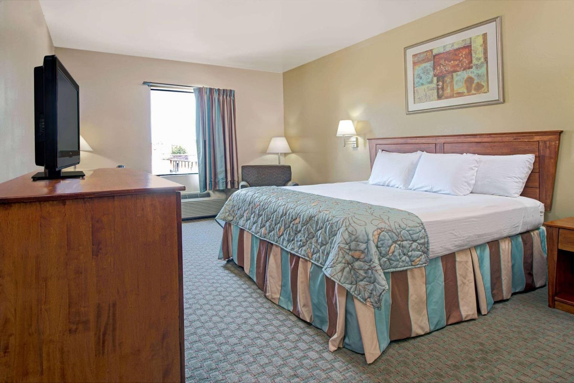 Days Inn by Wyndham Downtown St. Louis gallery photo in Saint Louis, MO — image 4