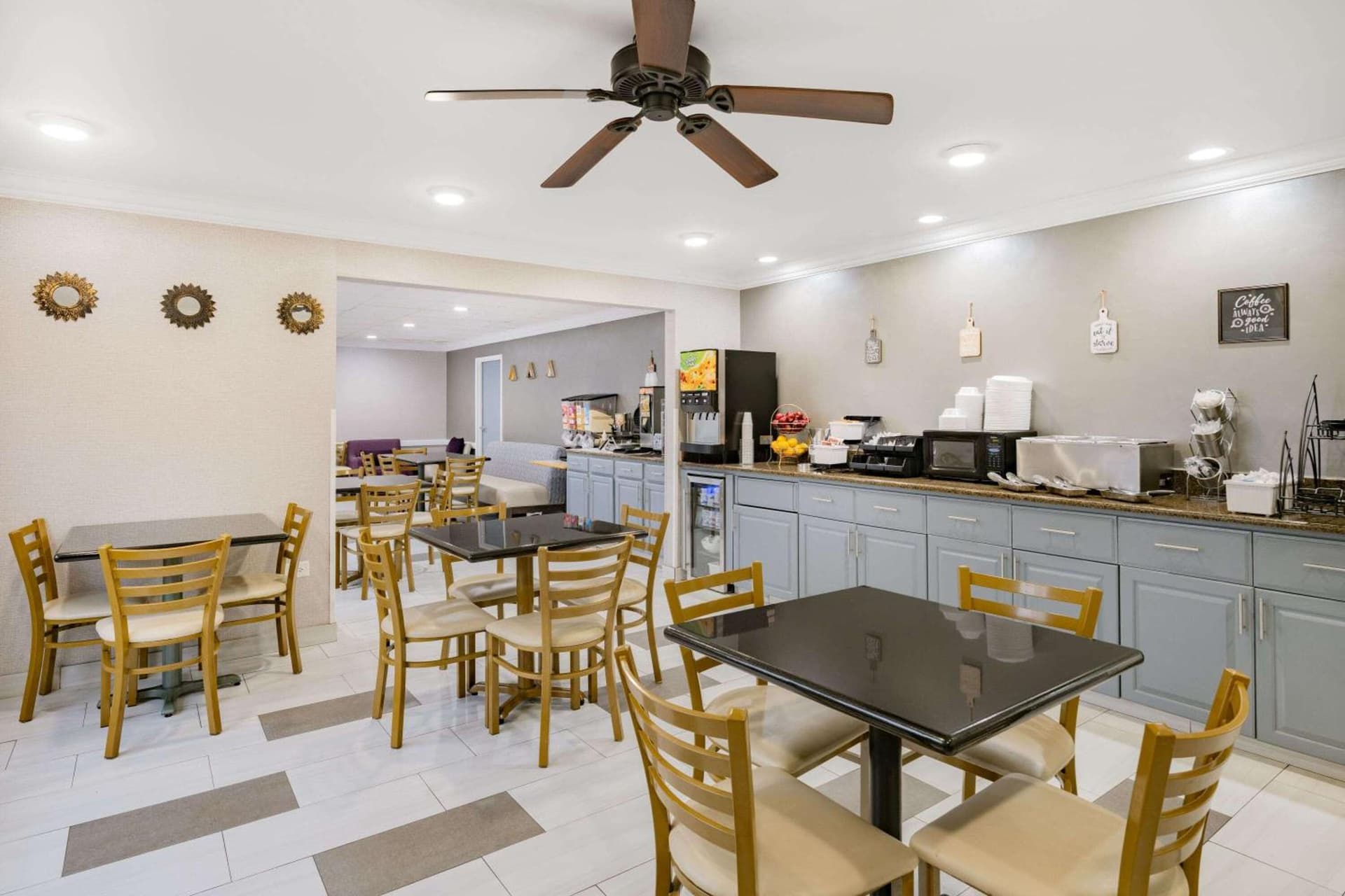 Baymont by Wyndham Gurnee gallery photo in Gurnee, IL — image 27