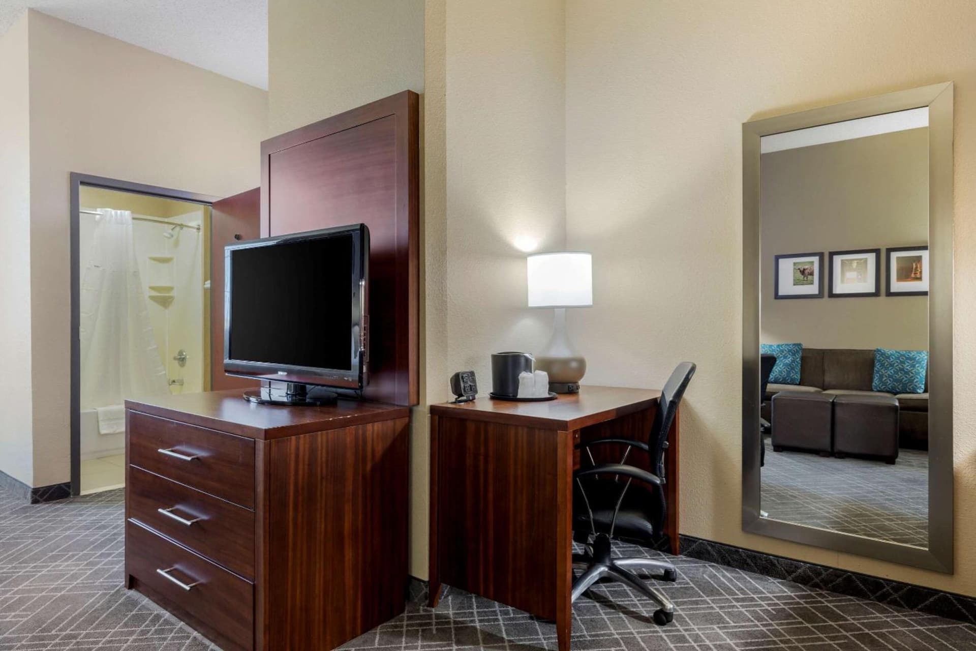 Comfort Suites Waco North - Near University Area gallery photo in Waco, TX — image 12
