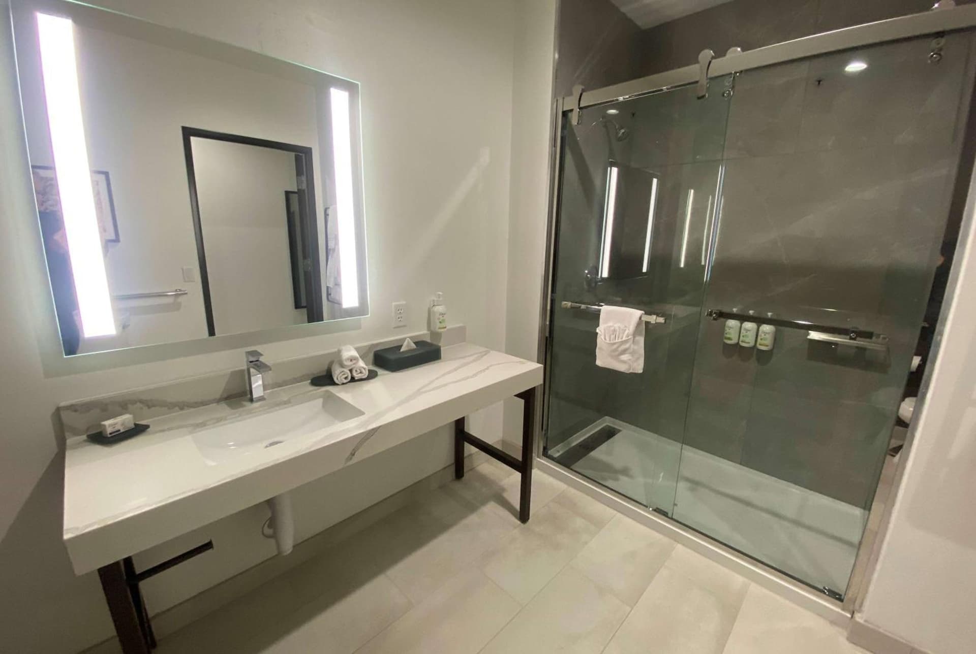 La Quinta Inn & Suites by Wyndham Galt Lodi North gallery photo in Galt, CA — image 46