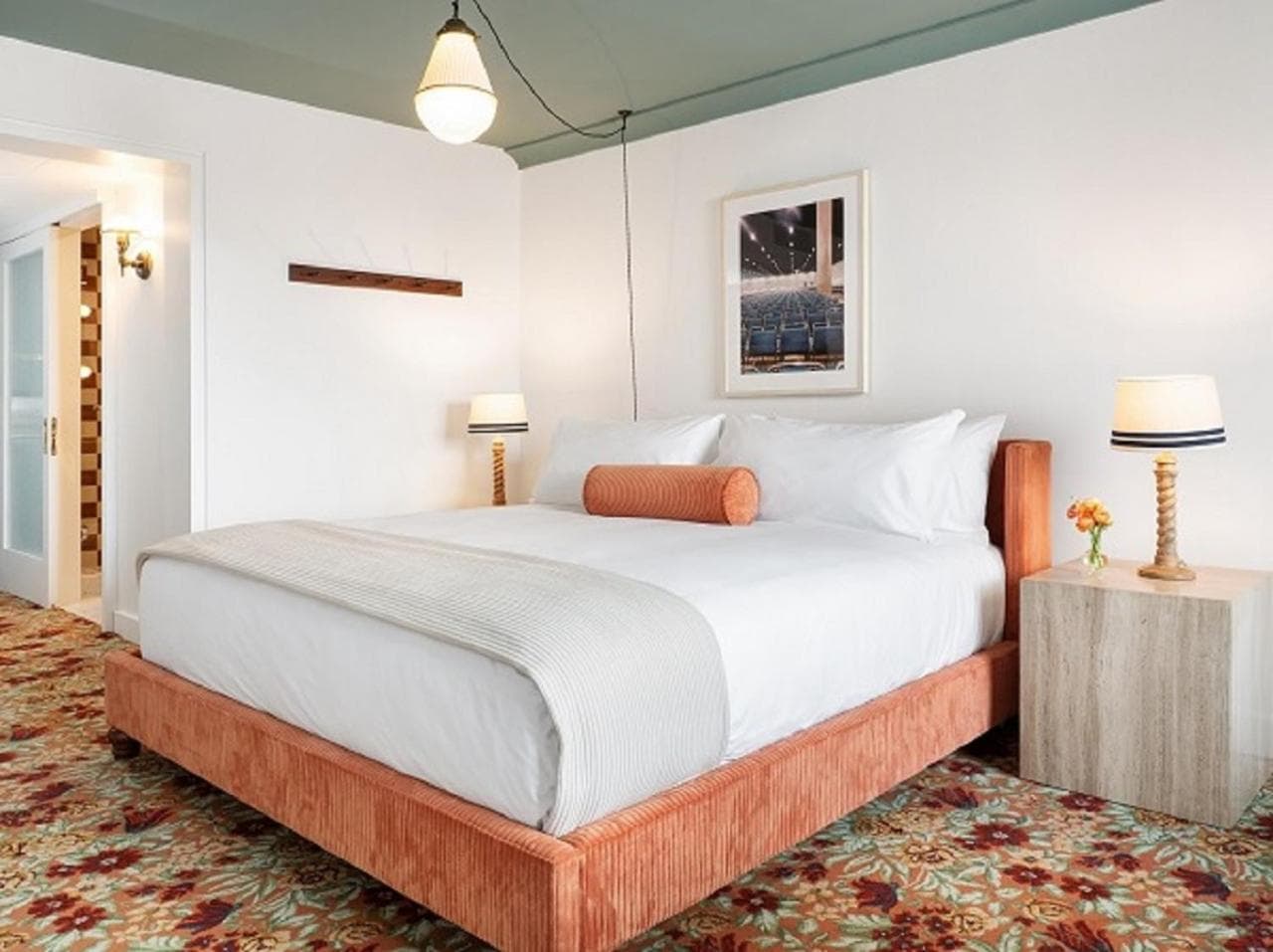 Palihouse West Hollywood at Beverly Hills property views in Los Angeles, CA — gallery photo 3