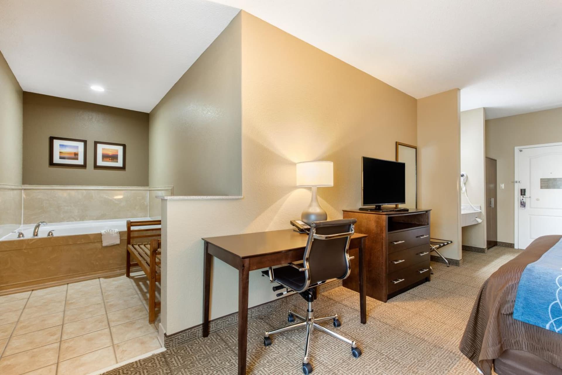 Comfort Inn & Suites Bryant - Benton gallery photo in Bryant, AR — image 37