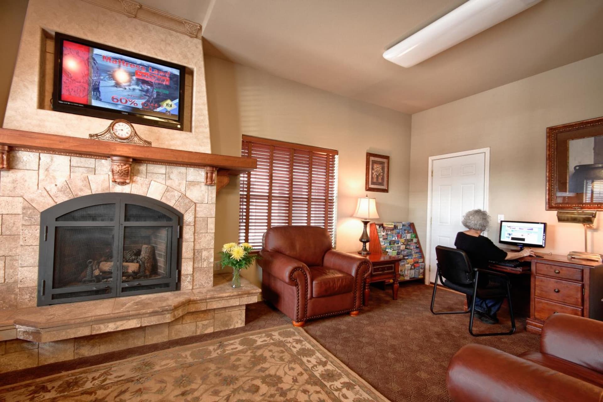 Stratford Suites Spokane Airport interior in Airway Heights, WA — gallery photo 2
