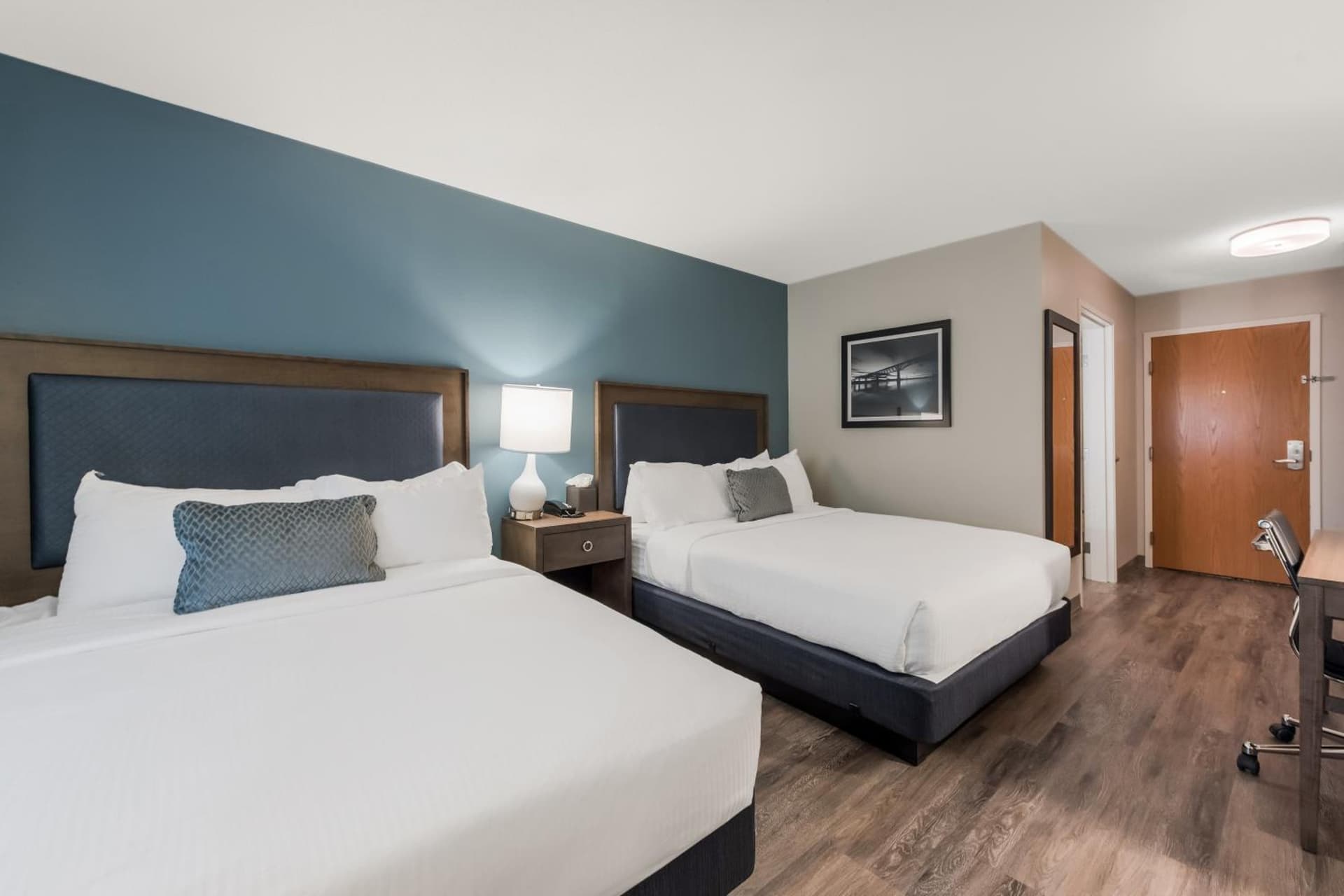 SureStay Plus Hotel by Best Western Highland Poughkeepsie gallery photo in Highland, NY — image 25