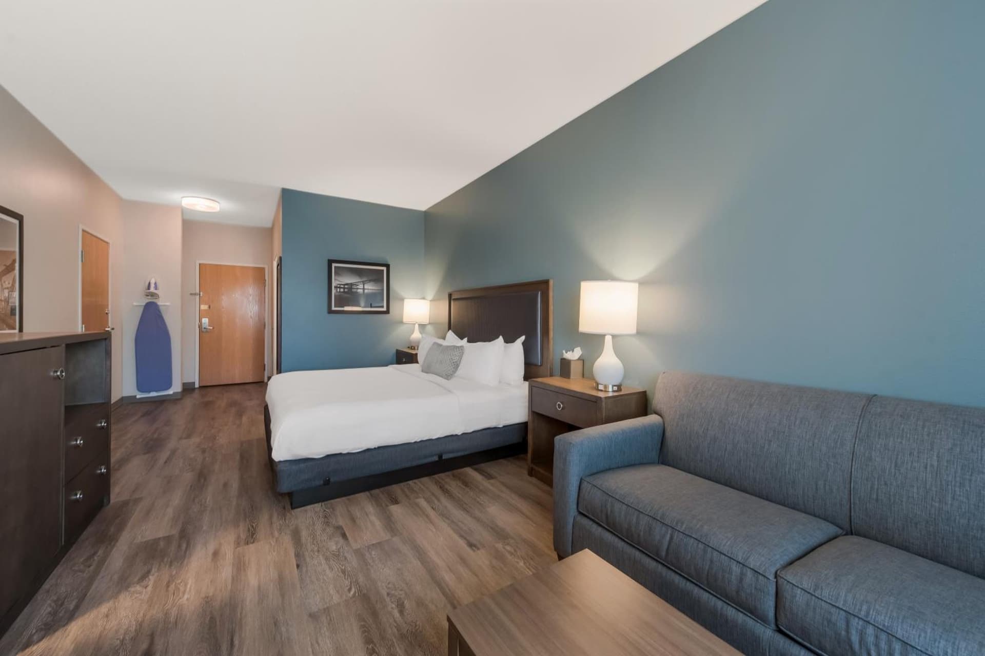 SureStay Plus Hotel by Best Western Highland Poughkeepsie gallery photo in Highland, NY — image 14
