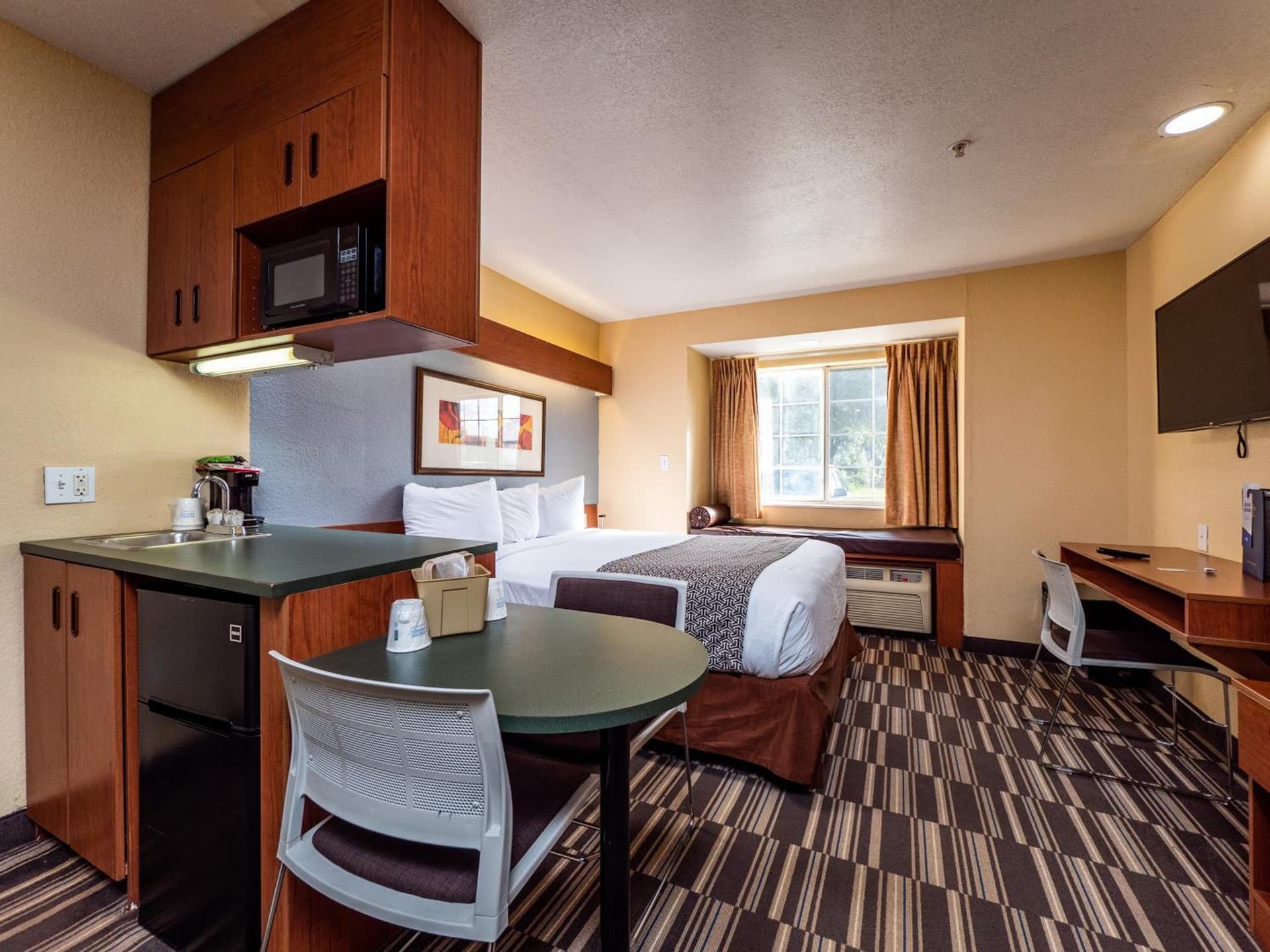 Microtel Inn and Suites Ocala gallery photo in Ocala, FL — image 24
