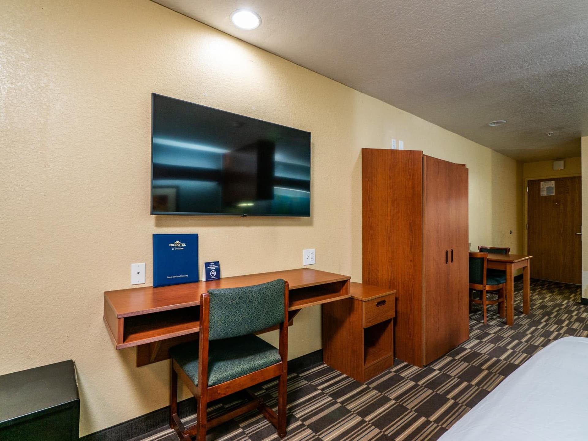 Microtel Inn and Suites Ocala gallery photo in Ocala, FL — image 35