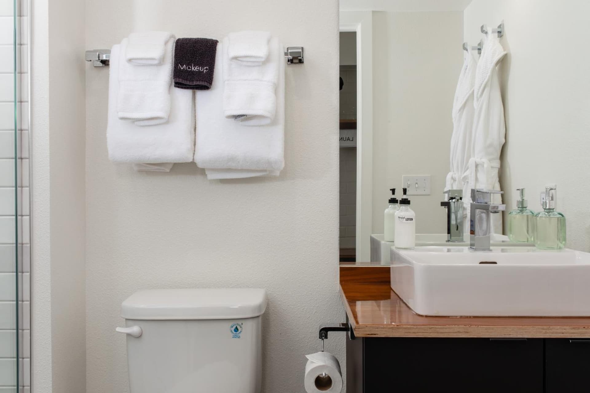 Hotel Leo gallery photo in Bellingham, WA — image 34