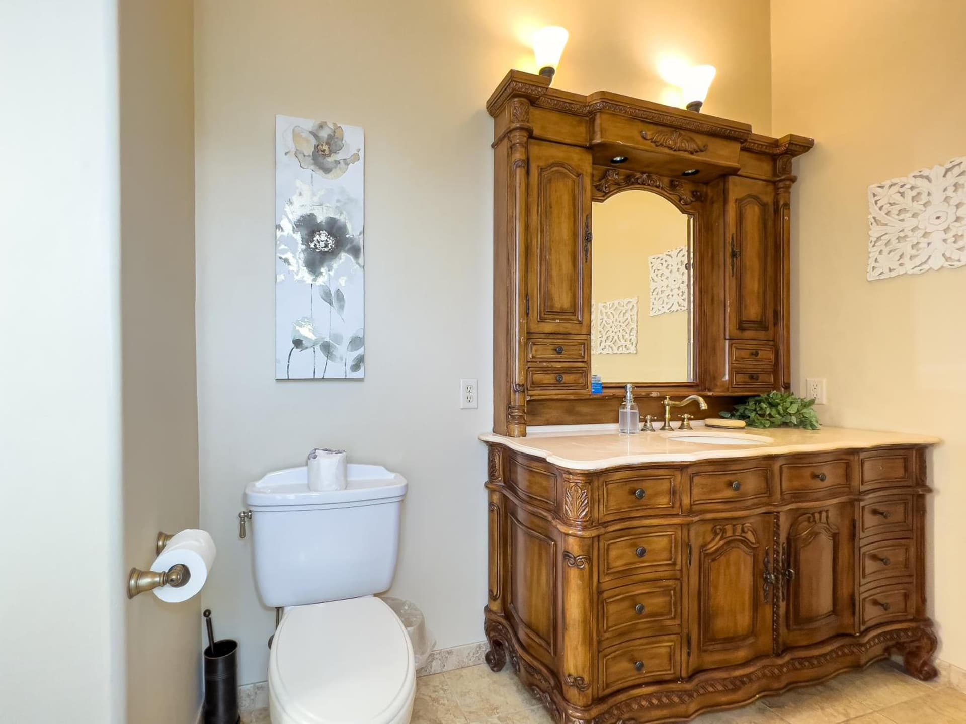 Chateau Coralini gallery photo in Salinas, CA — image 12
