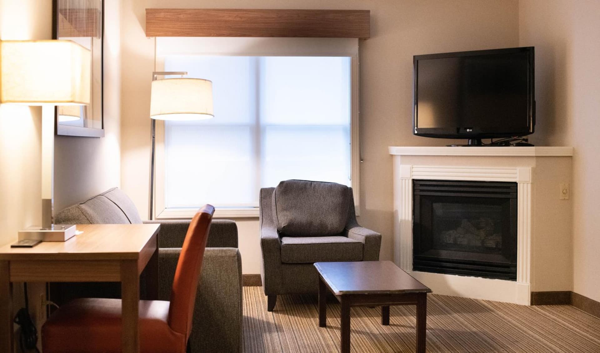 Hawthorn Suites by Wyndham Erie gallery photo in Erie, PA — image 45