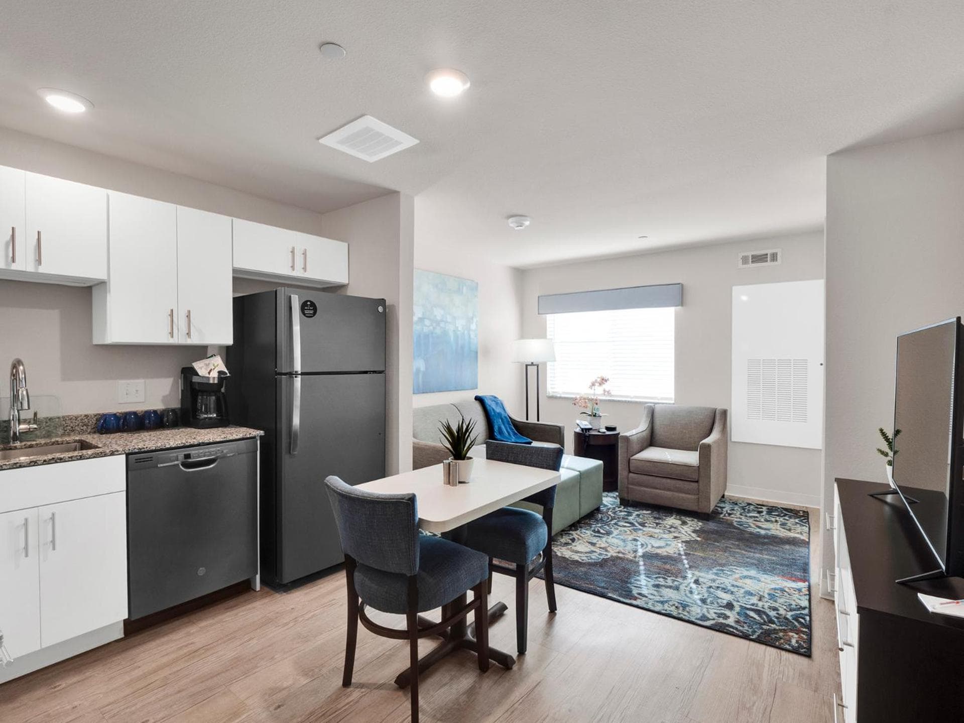 WaterWalk Extended Stay Raleigh Durham Research Triangle gallery photo in Durham, NC — image 110
