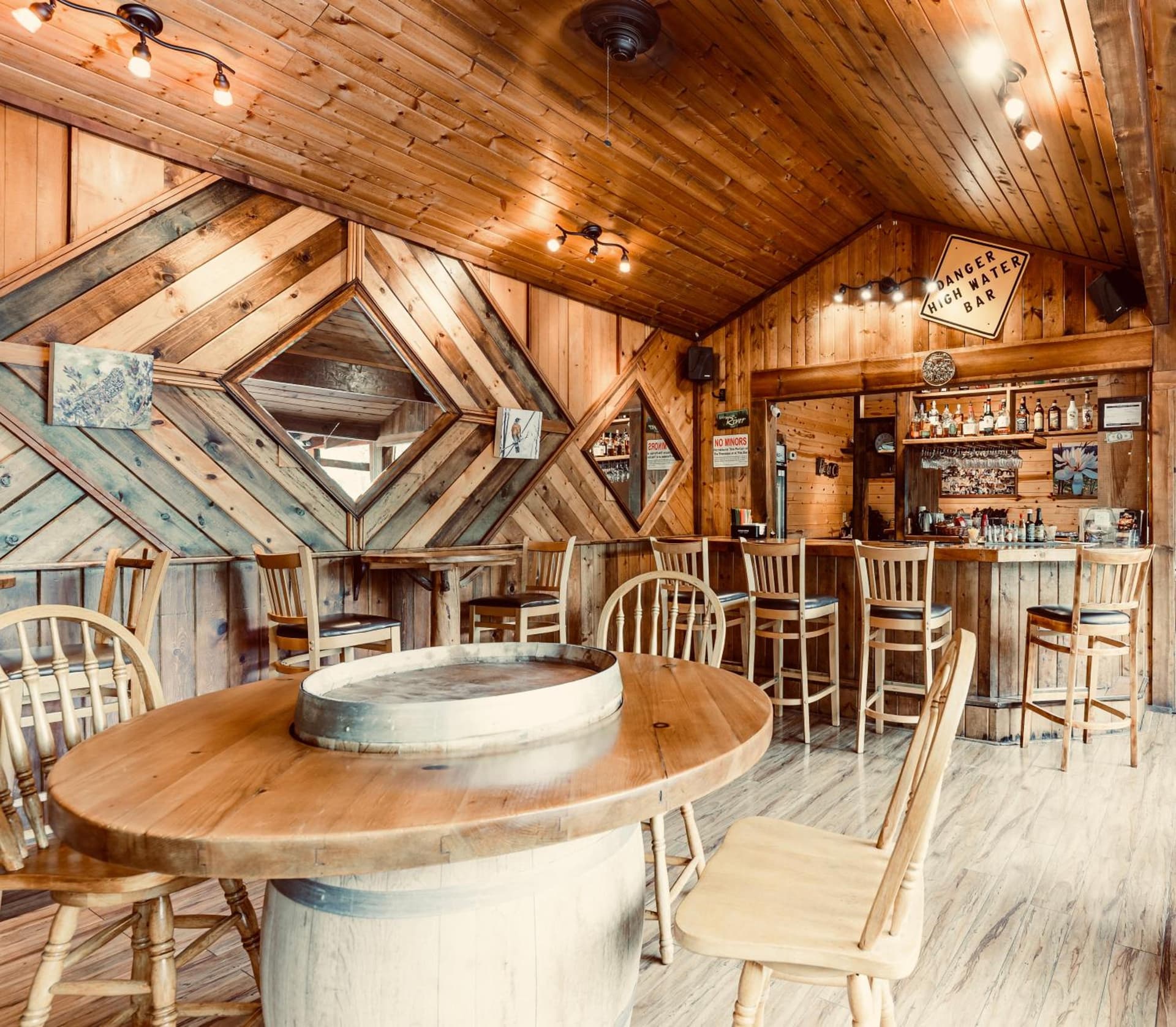The Lindsay Lodge gallery photo in Applegate — image 17