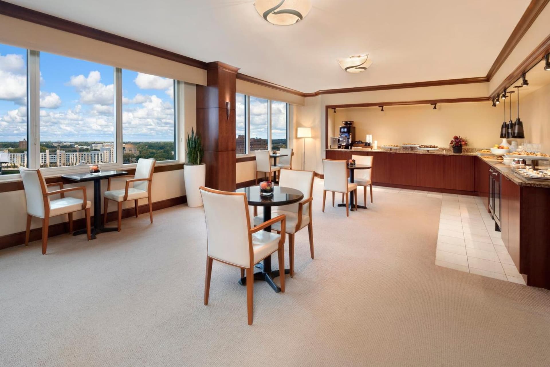 InterContinental Cleveland by IHG gallery photo in Cleveland, OH — image 10