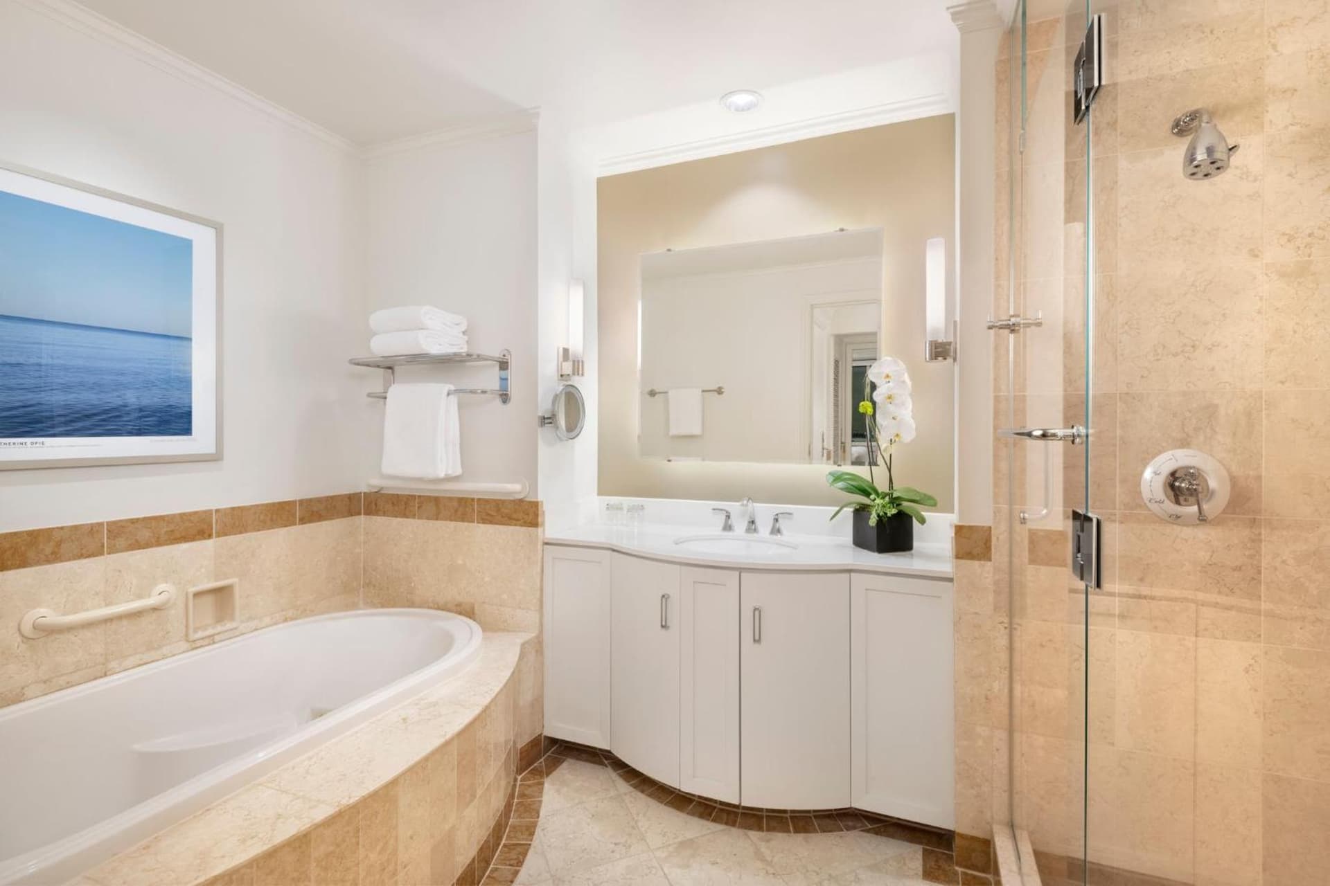 InterContinental Cleveland by IHG gallery photo in Cleveland, OH — image 37