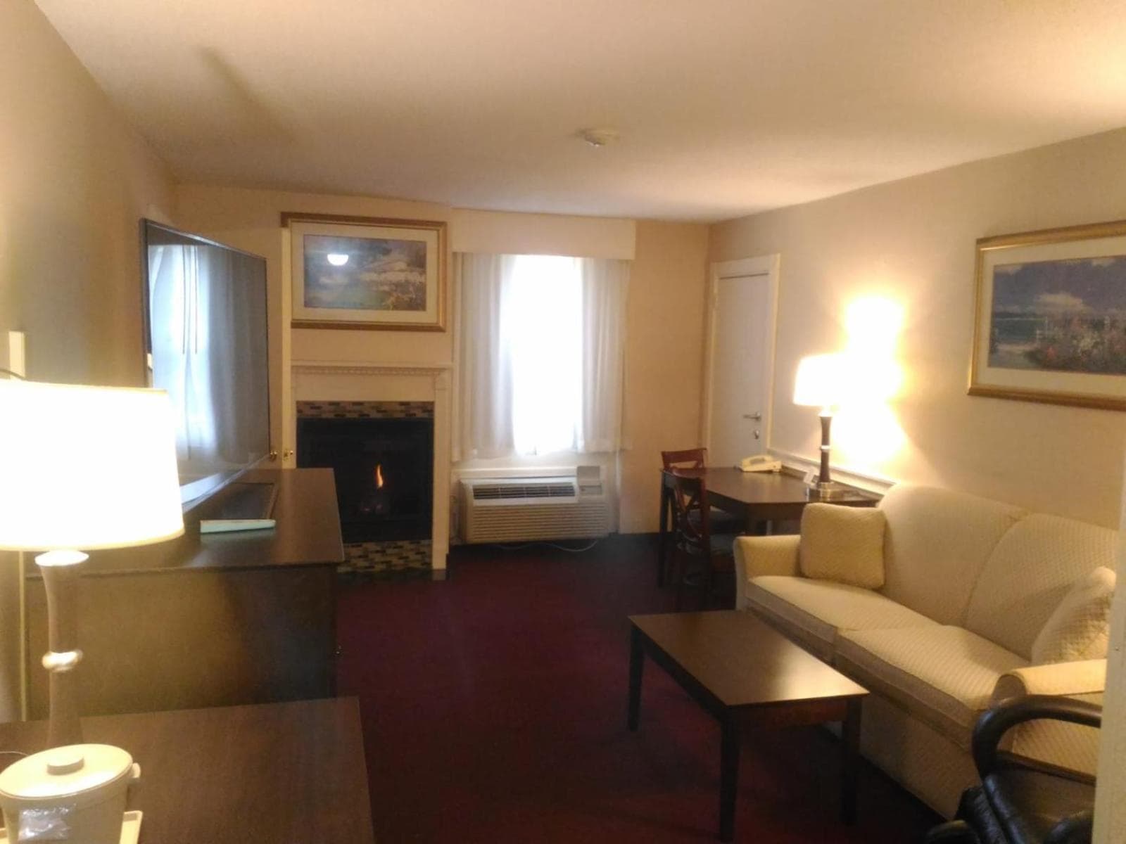 Fireside Inn & Suites Portland gallery photo in Portland, ME — image 109