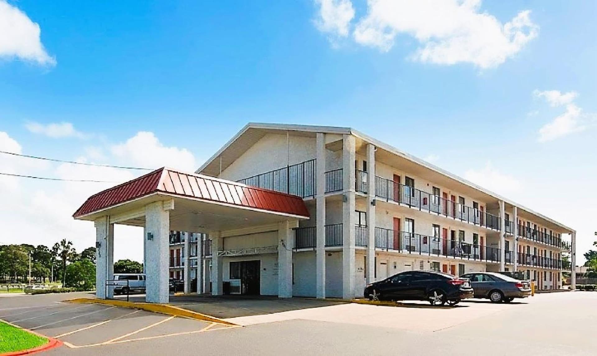 OYO Hotel Mobile, AL I-65 at Airport Blvd gallery photo in Mobile, AL — image 18