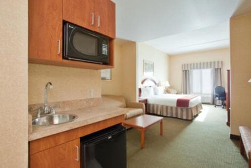 Holiday Inn Express Hotel & Suites Drums-Hazelton by IHG gallery photo in Drums, PA — image 9