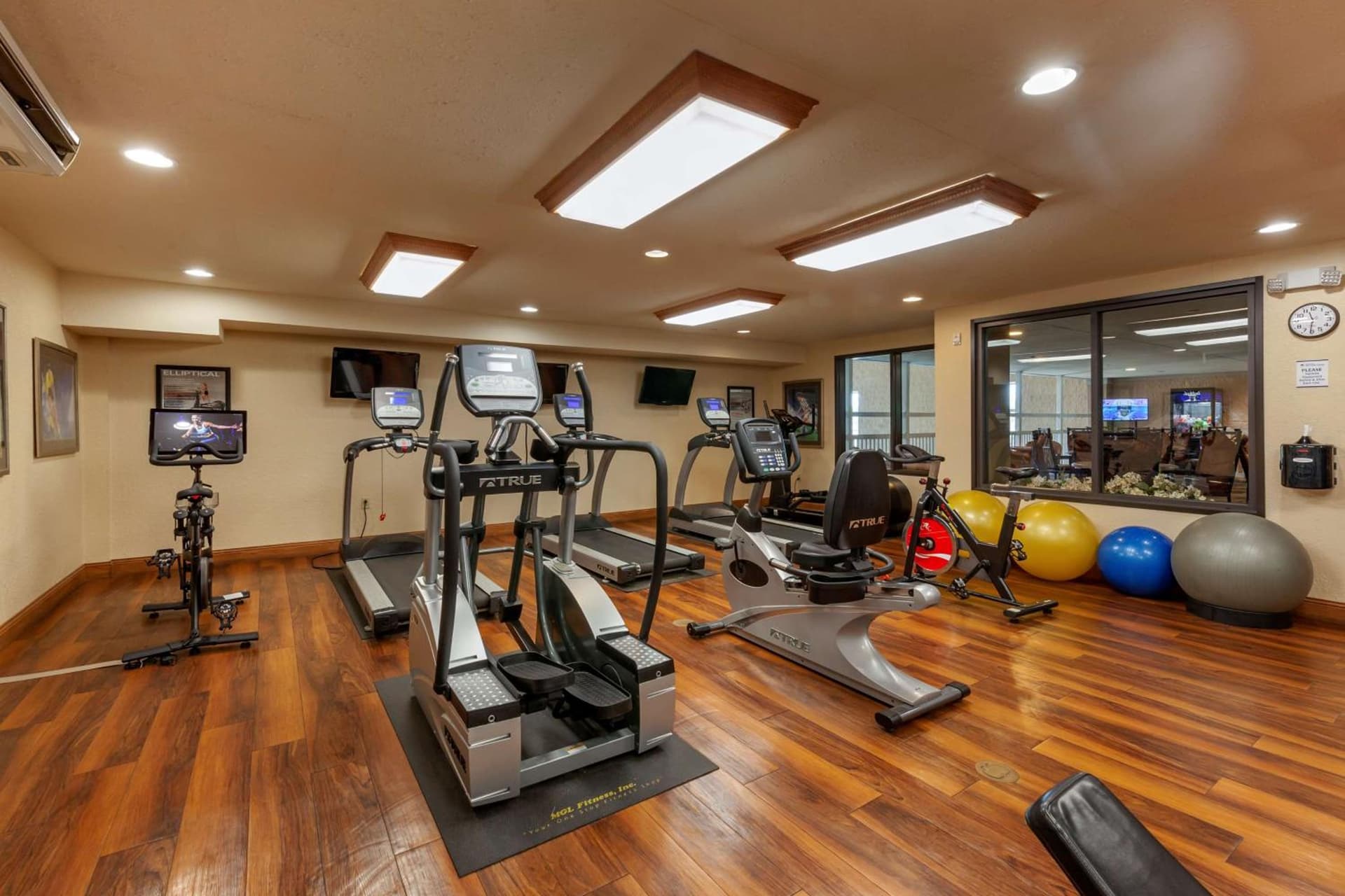 Best Western Premier Bridgewood Hotel Resort gallery photo in Neenah, WI — image 32