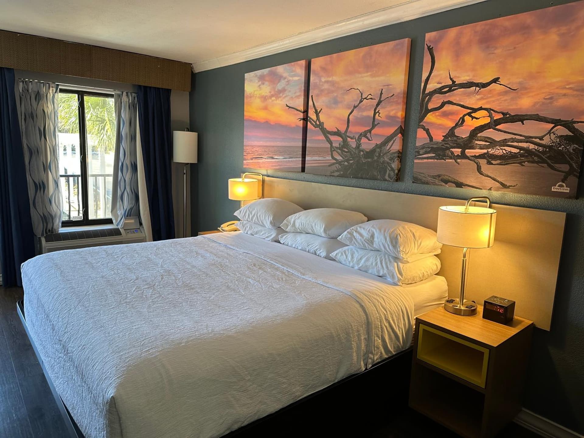 Days Inn by Wyndham Pensacola - Historic Downtown gallery photo in Pensacola, FL — image 27