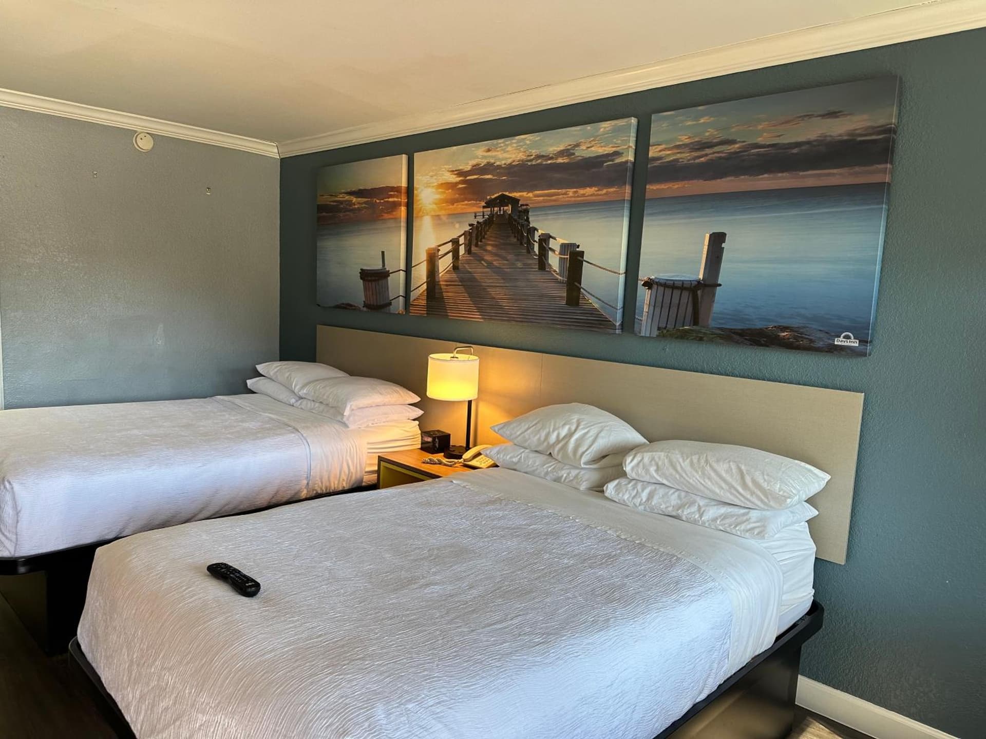 Days Inn by Wyndham Pensacola - Historic Downtown gallery photo in Pensacola, FL — image 6