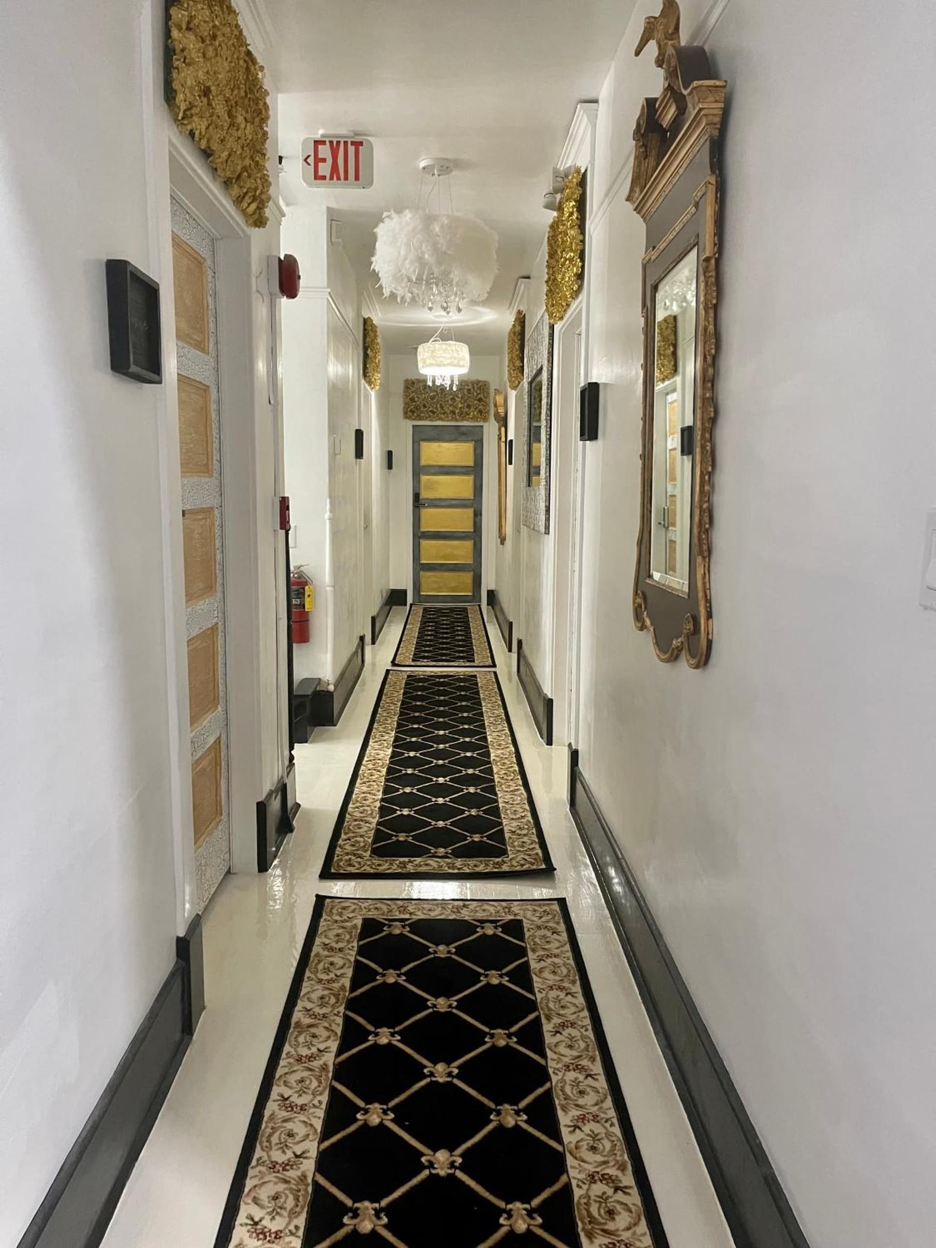 Prestige Collection, Hotel Boutique gallery photo in St Petersburg, FL — image 92