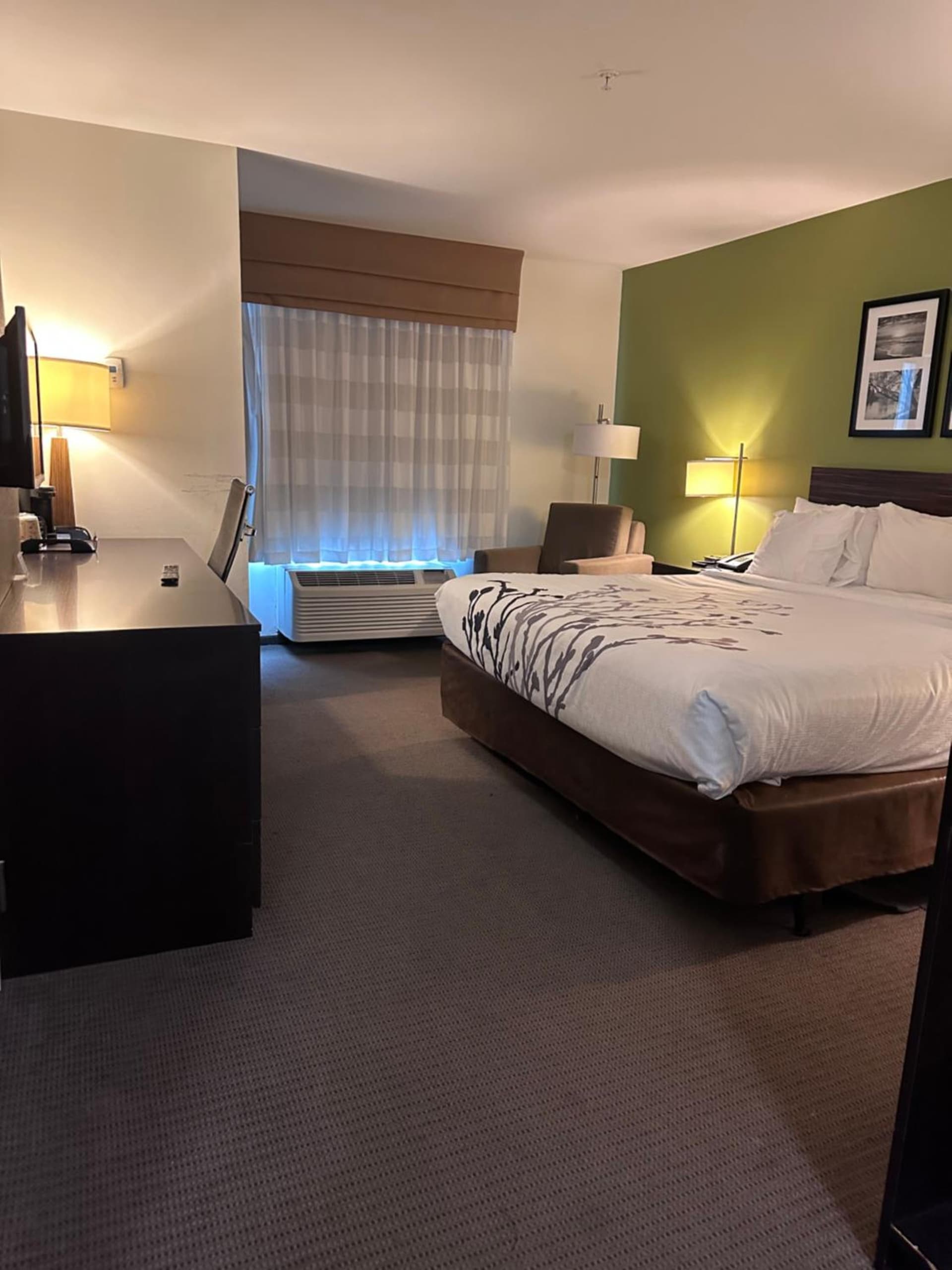 Sleep Inn & Suites Gulfport gallery photo in Gulfport, MS — image 17