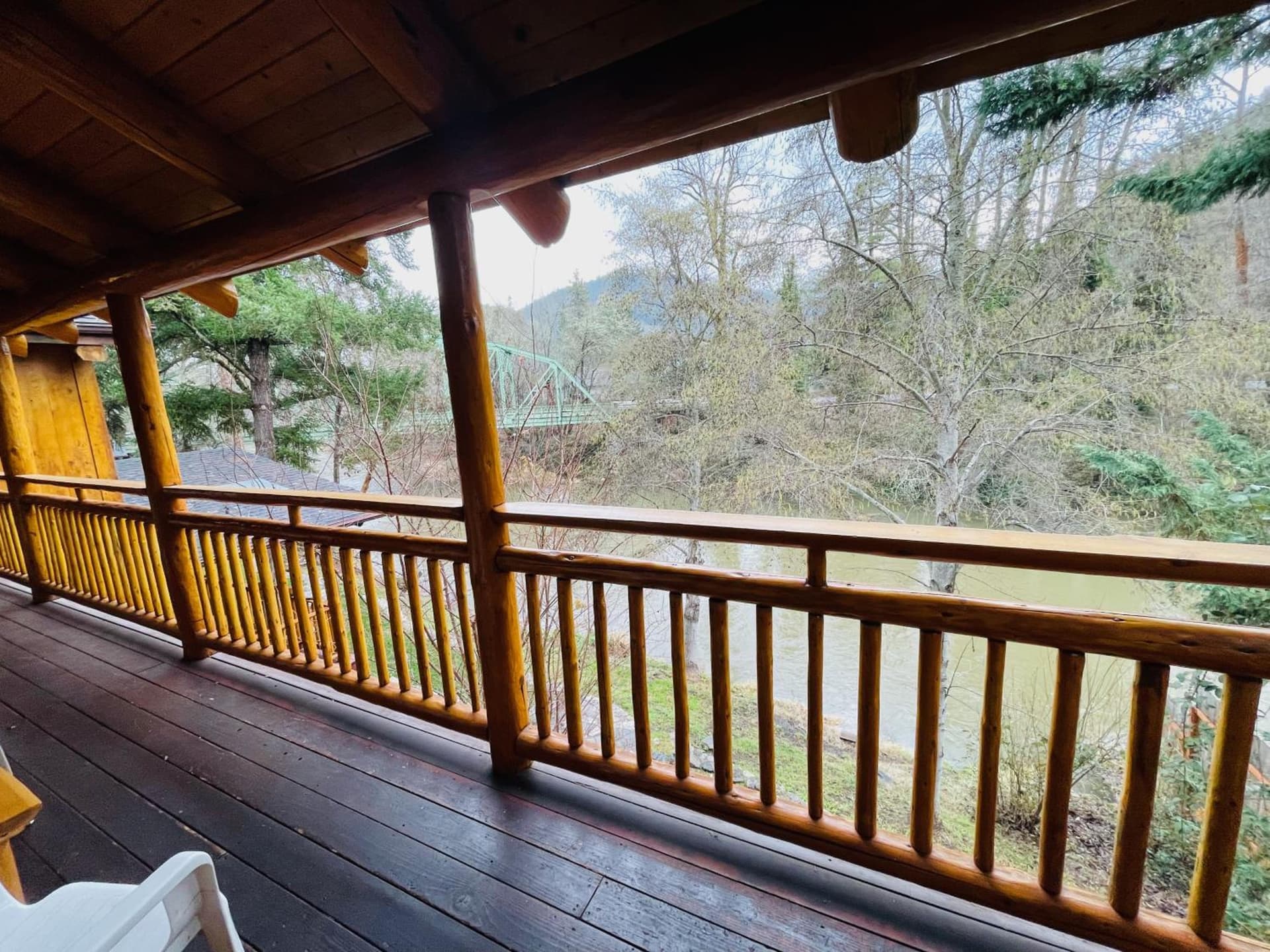 The Lindsay Lodge gallery photo in Applegate — image 32