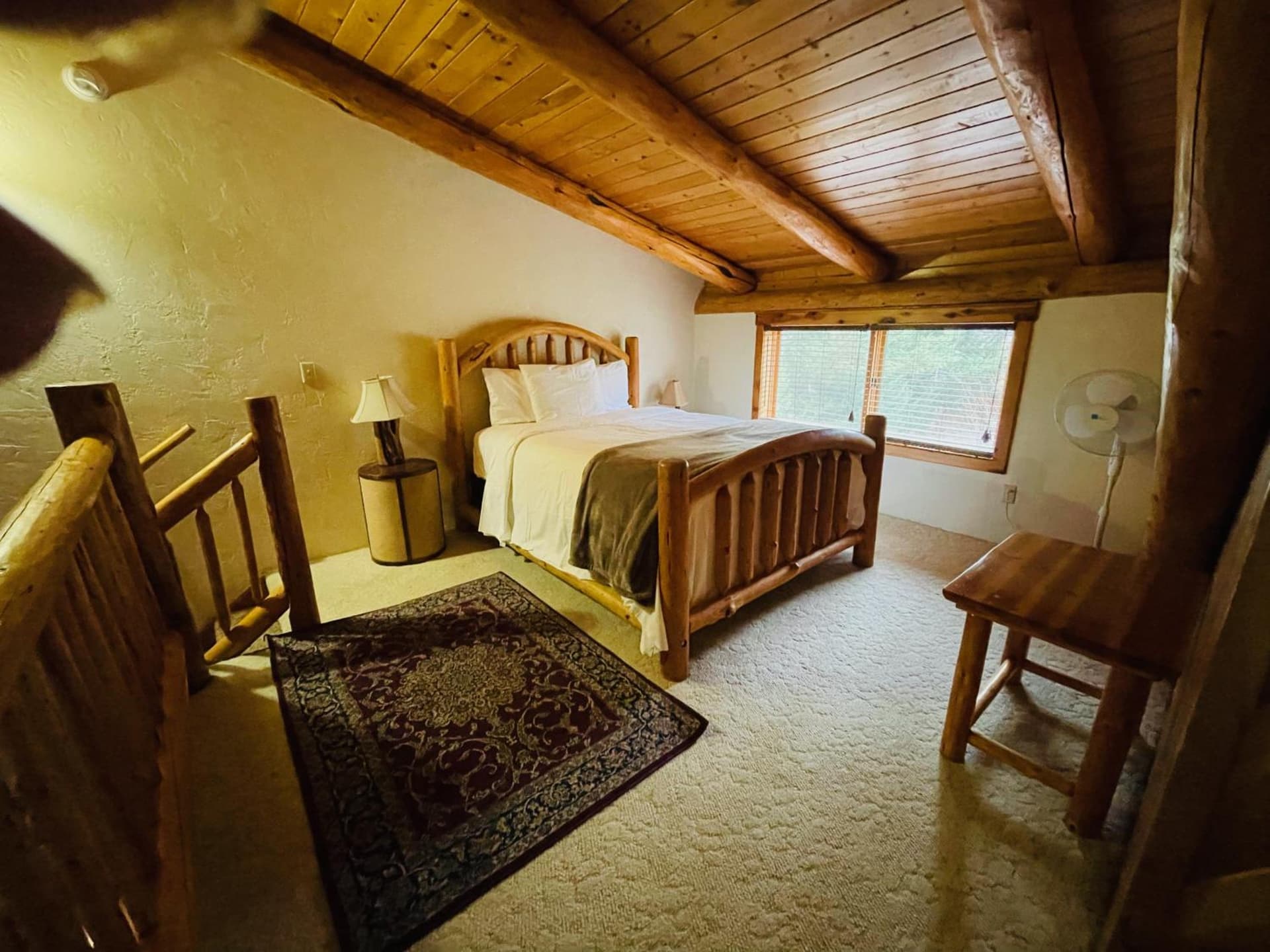 The Lindsay Lodge gallery photo in Applegate — image 42