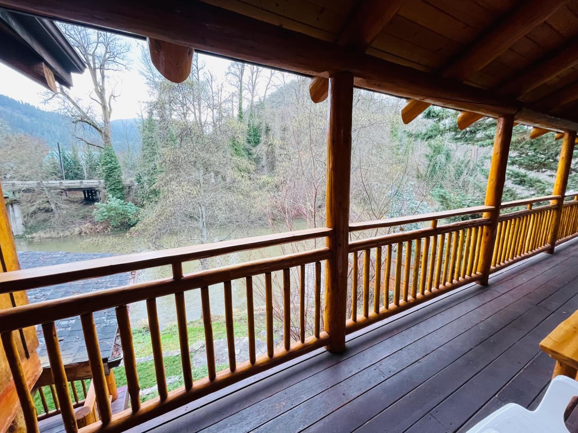 The Lindsay Lodge gallery photo in Applegate — image 39