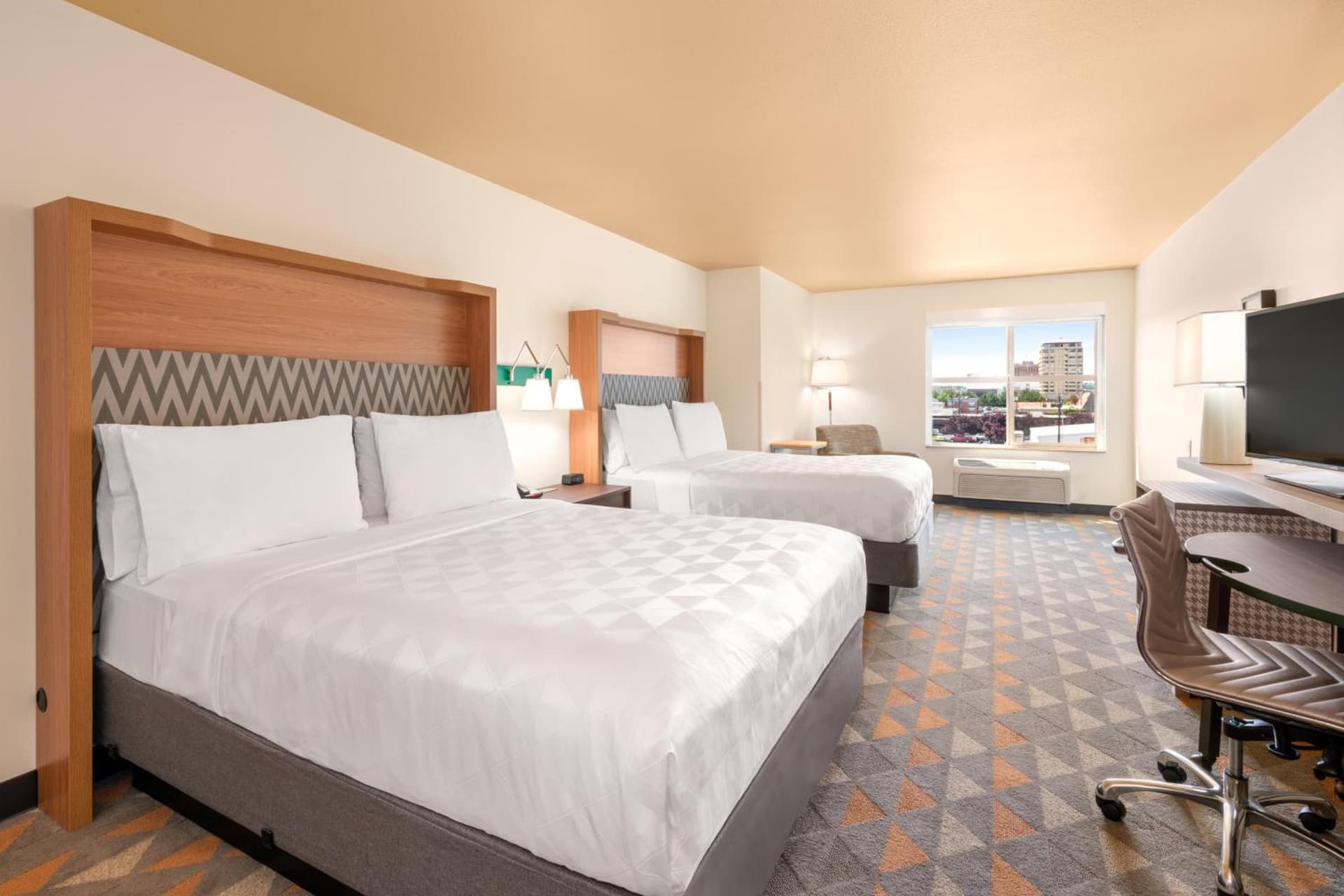 Holiday Inn Yakima by IHG interior in Yakima, WA — gallery photo 2