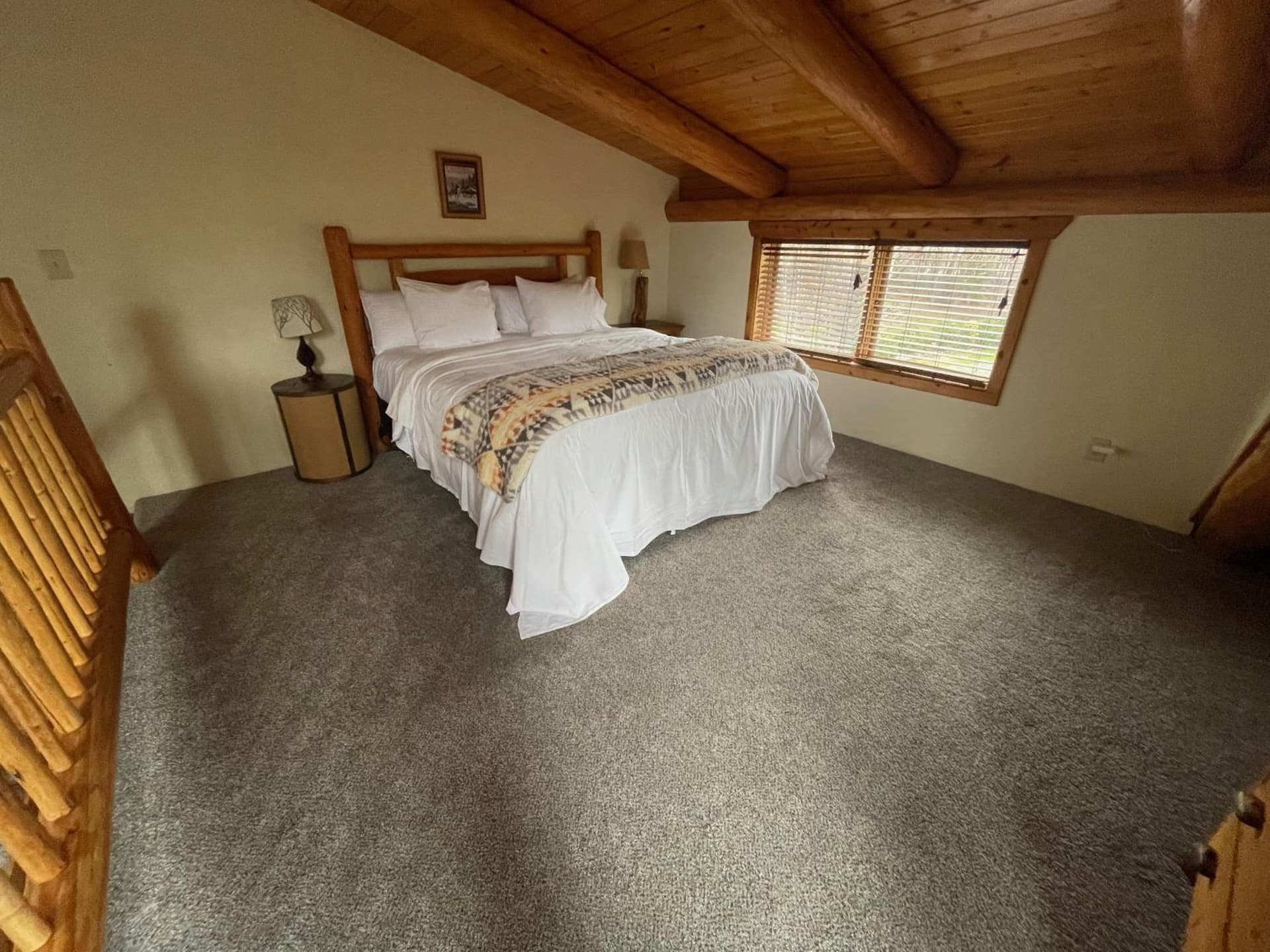 The Lindsay Lodge gallery photo in Applegate — image 31