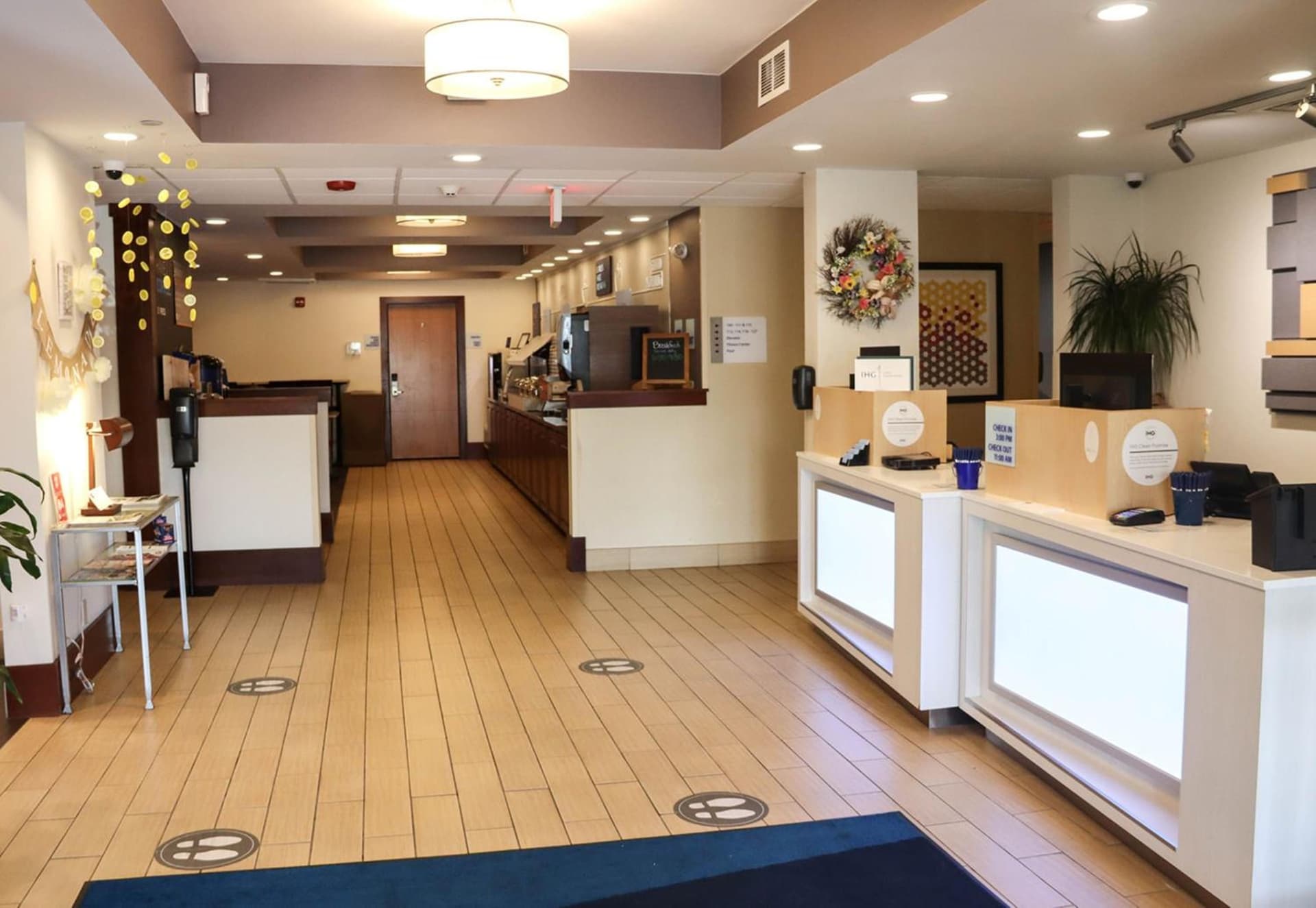Holiday Inn Express Cedar Rapids - Collins Road by IHG gallery photo in Cedar Rapids, IA — image 18