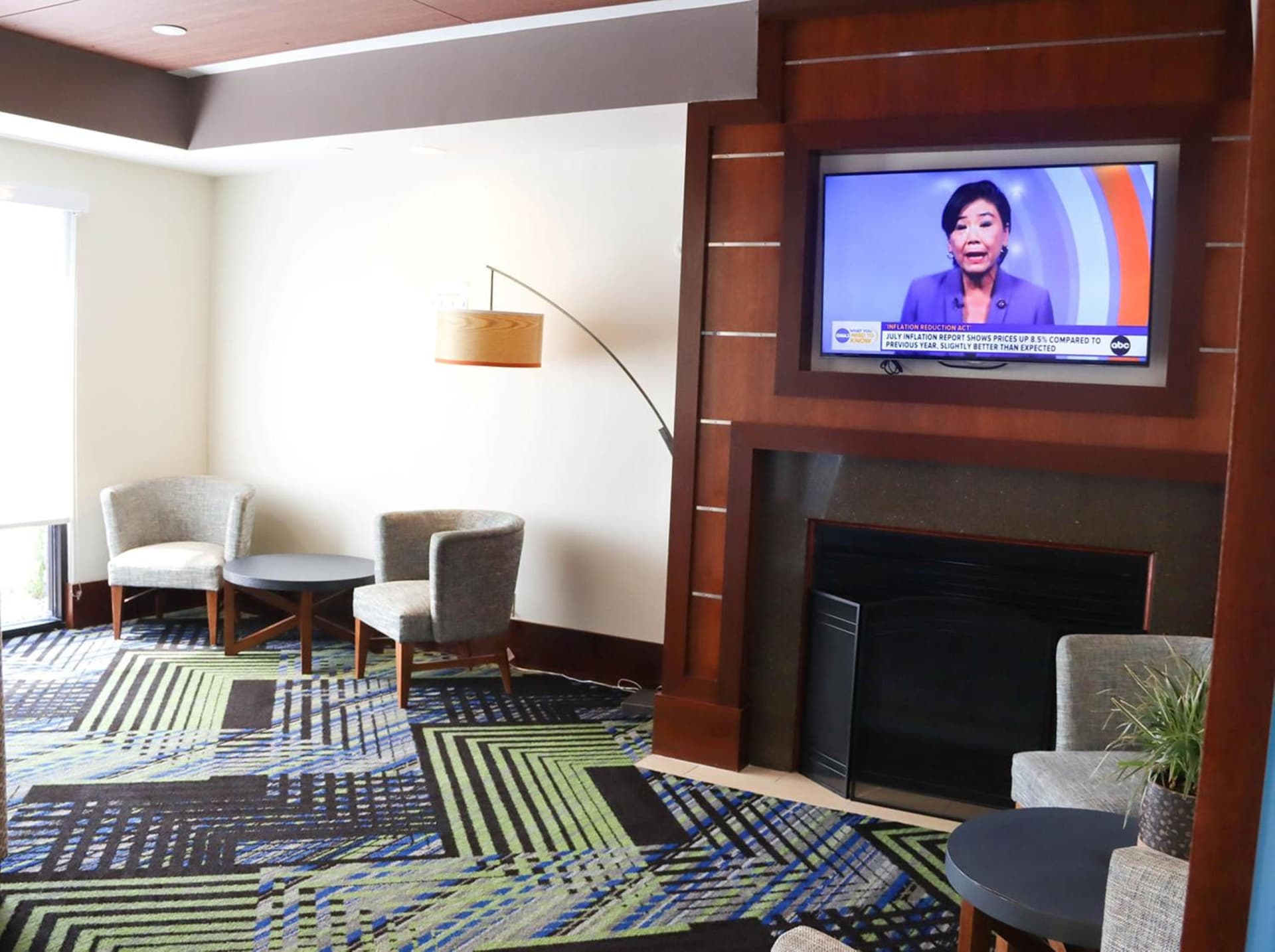 Holiday Inn Express Cedar Rapids - Collins Road by IHG property views in Cedar Rapids, IA — gallery photo 3