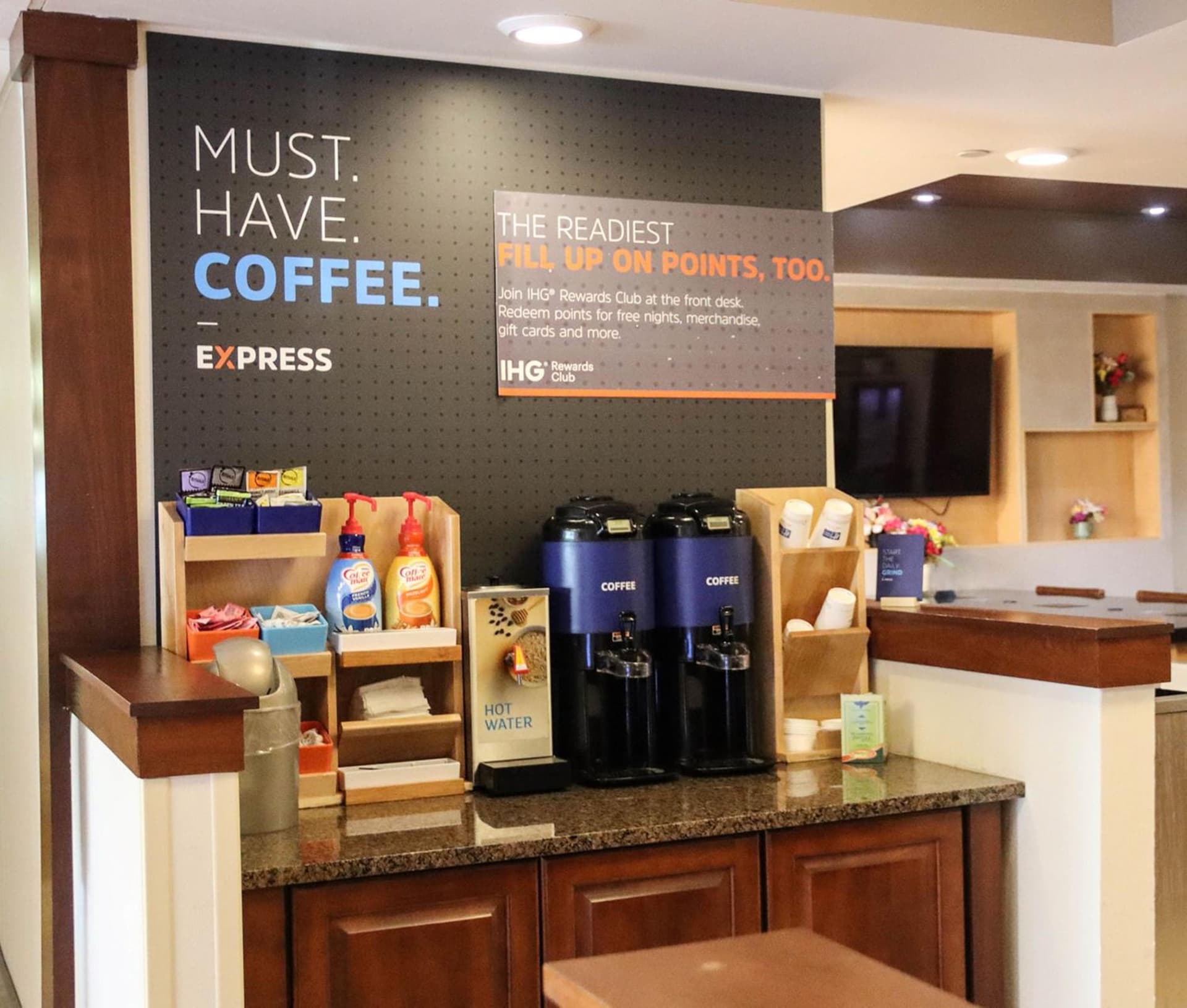 Holiday Inn Express Cedar Rapids - Collins Road by IHG gallery photo in Cedar Rapids, IA — image 25