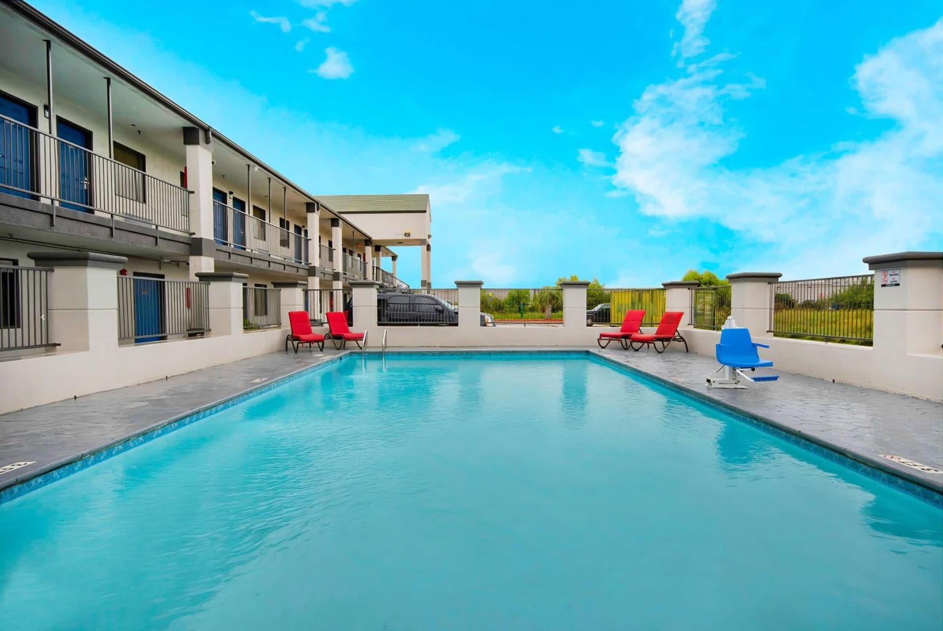 Studio 6 - Texas City, TX property views in Texas City, TX — gallery photo 3